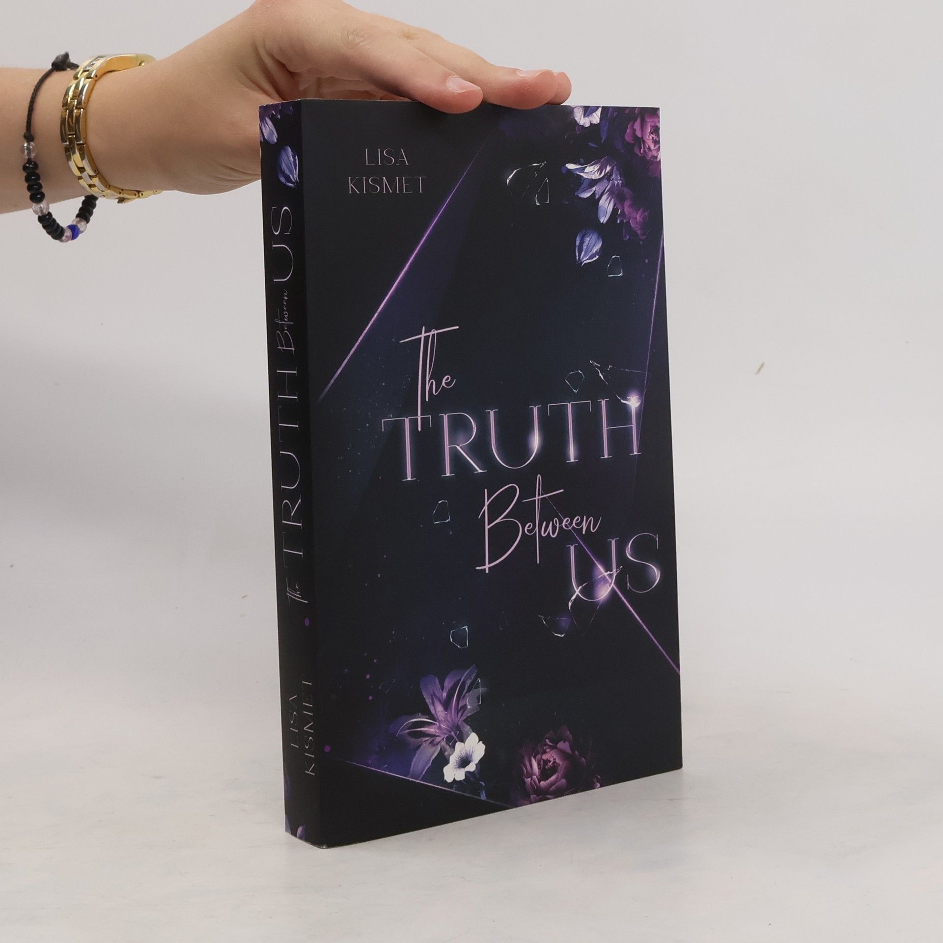 Lisa Kismet The Truth Between Us