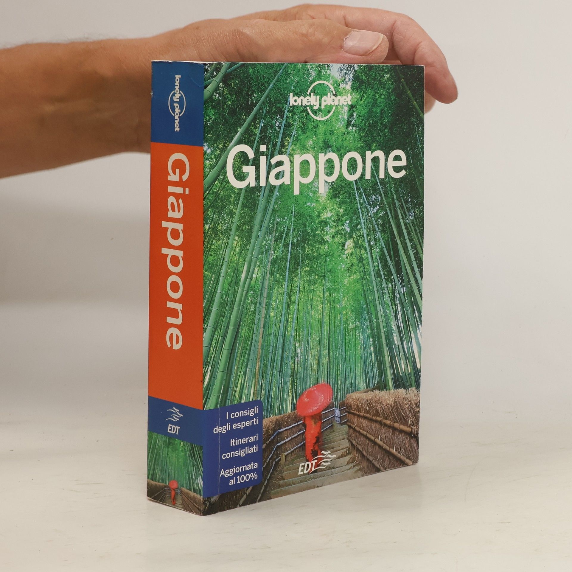 Chris Rowhtorn Giappone