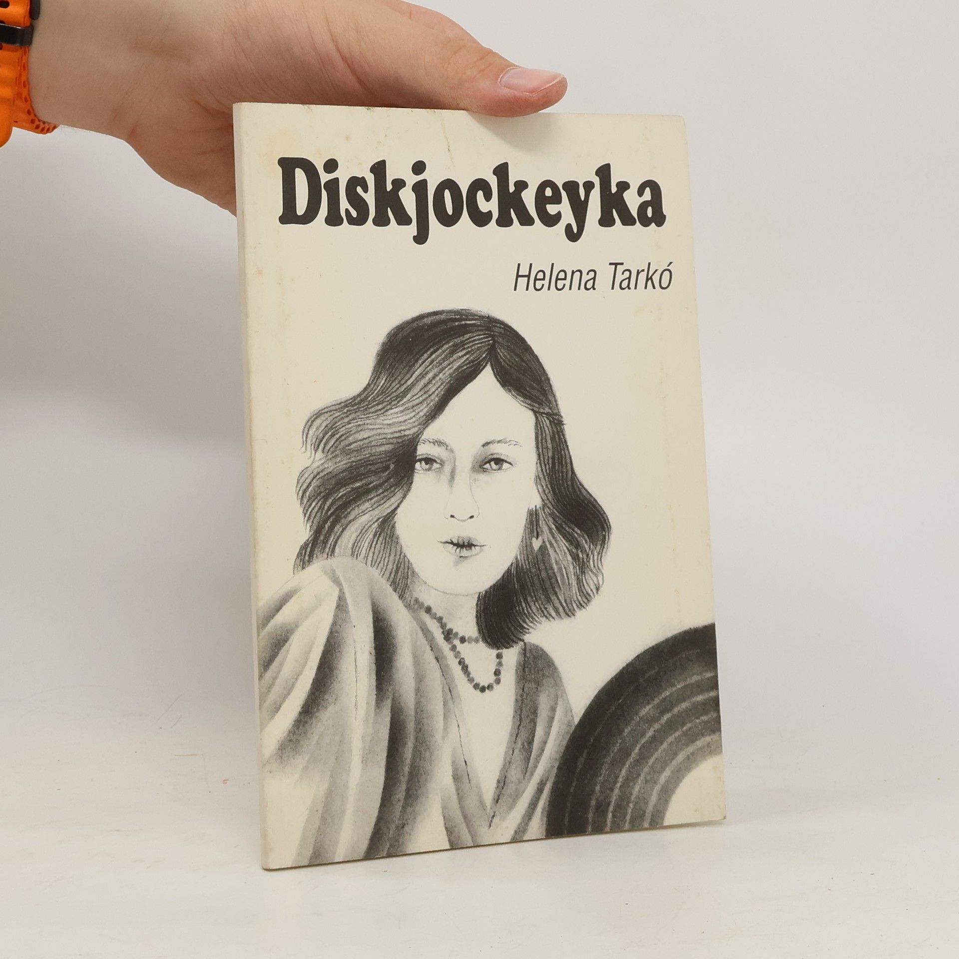 Helena Marie Tarkó Diskjockeyka
