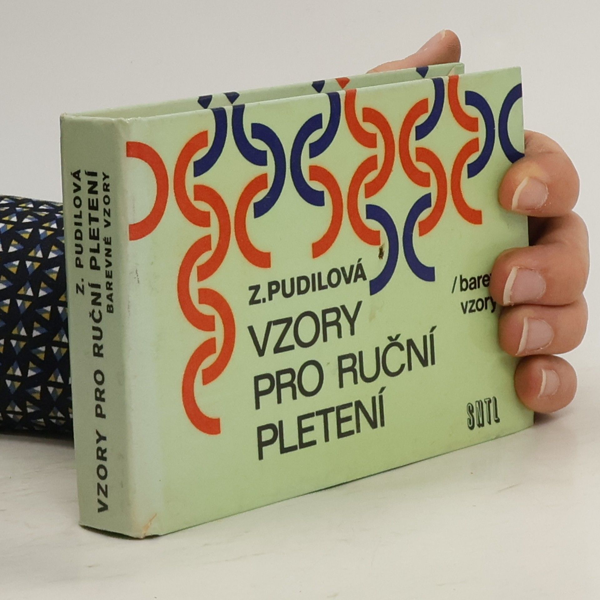 Pudilová Zdenka Vzory pro ruční pletení. Barevné vzory