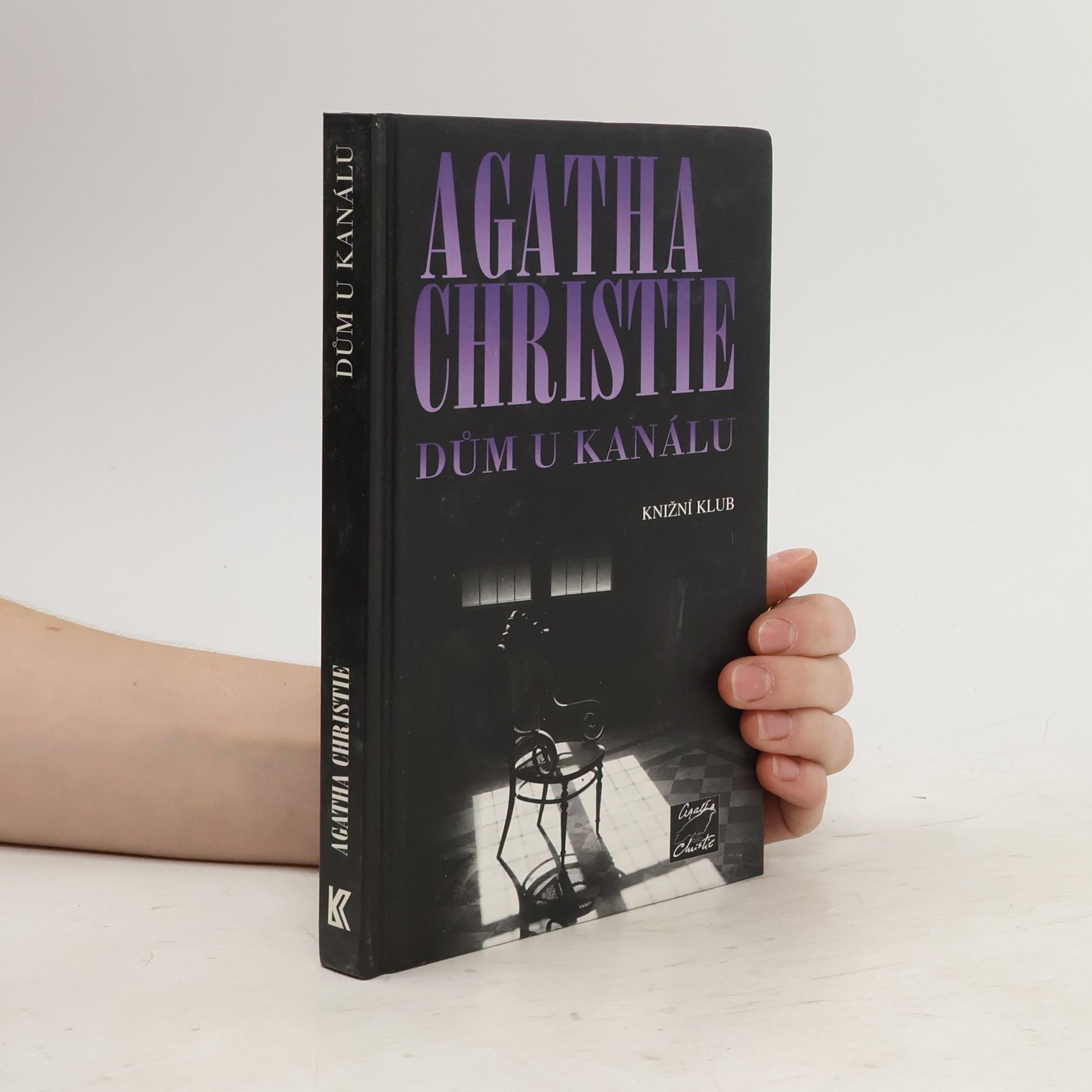 Agatha Christie Dům u kanálu