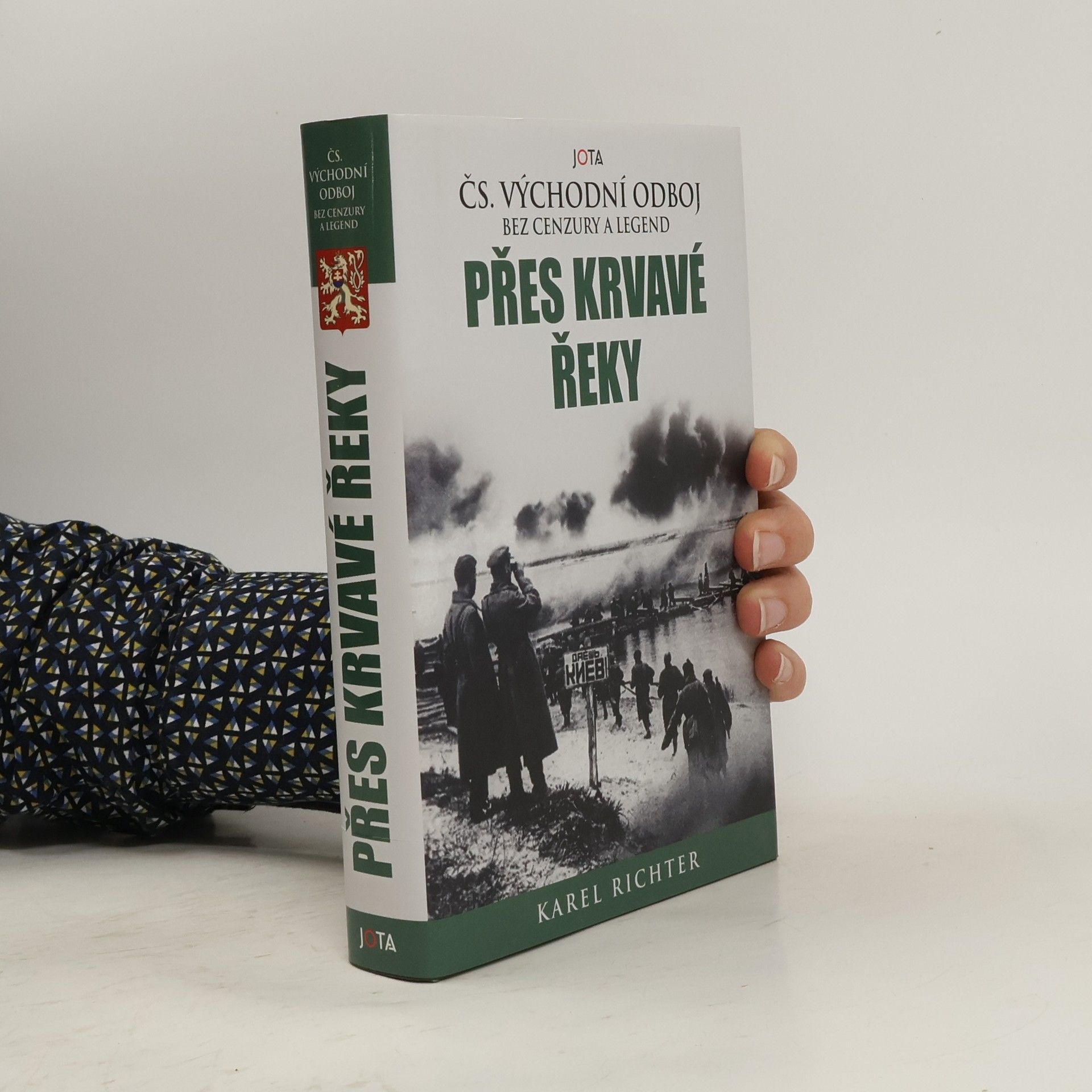 Karel Richter Přes krvavé řeky