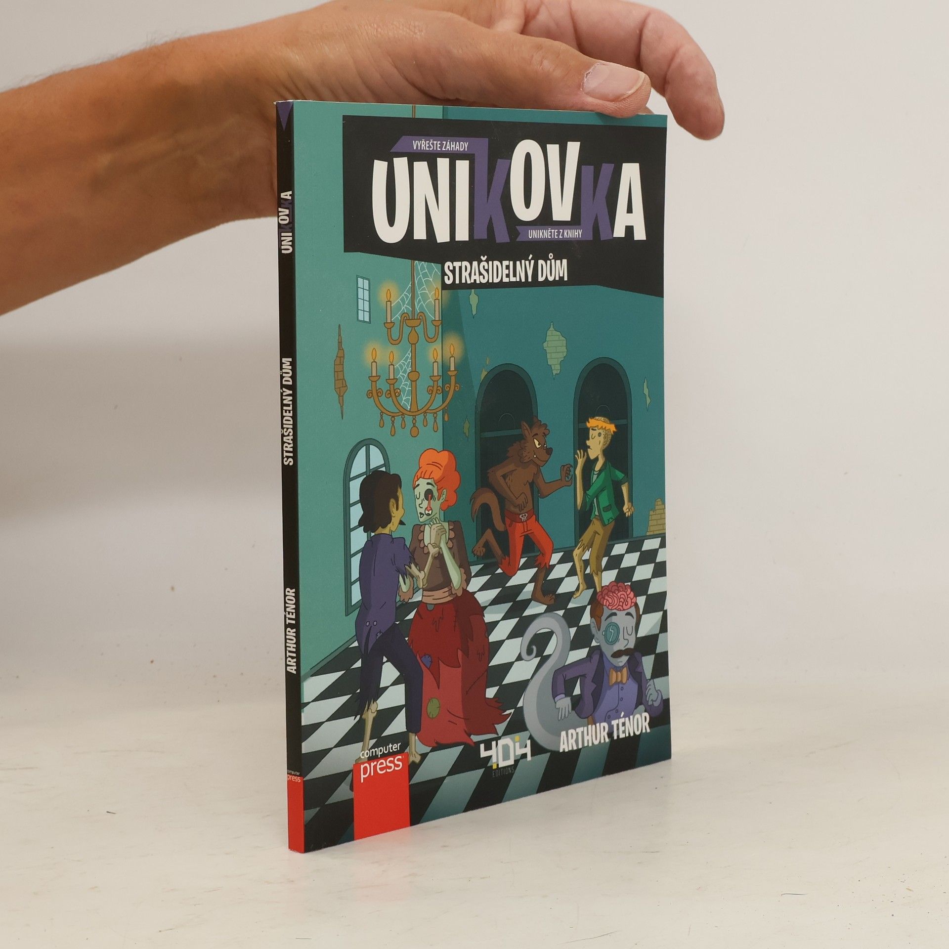 Únikovka : Strašidelný dům