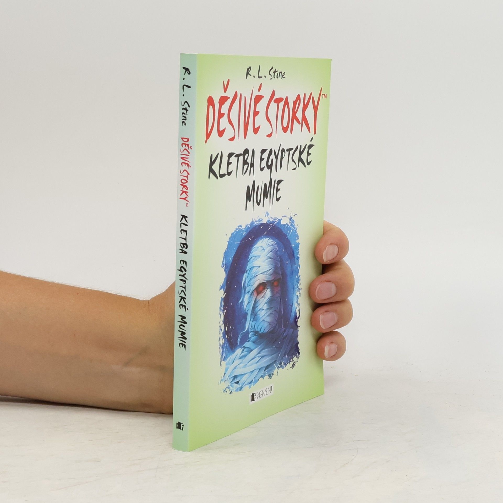 R. L. Stine Děsivé storky. Kletba egyptské mumie