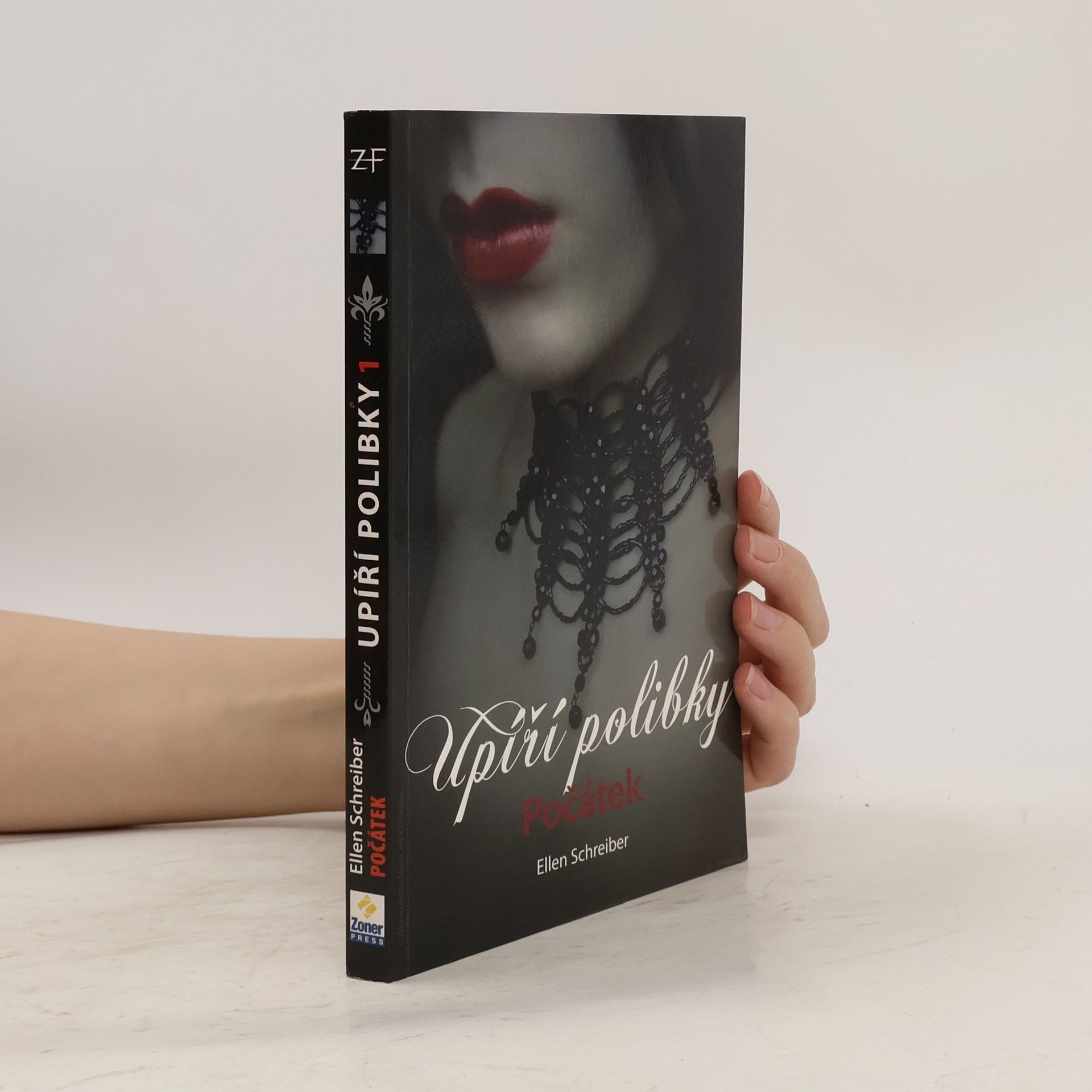 Upíří polibky. Počátek