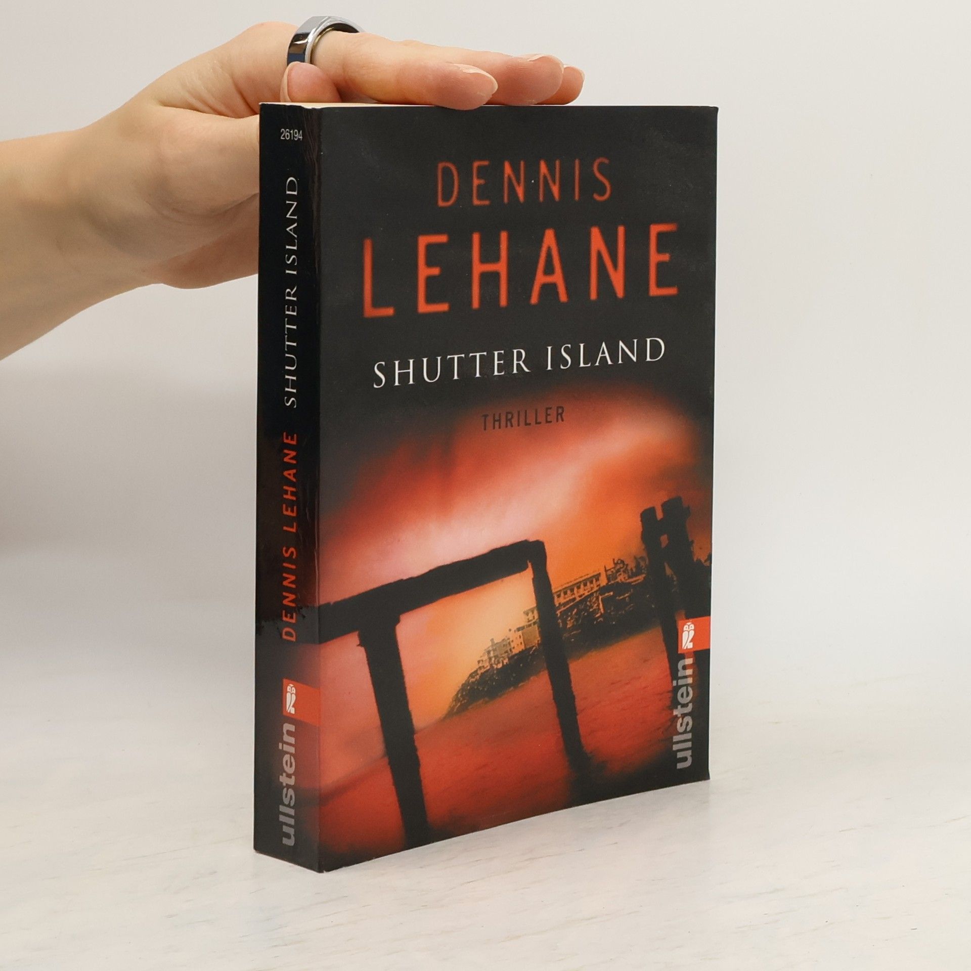 Dennis Lehane Shutter Island