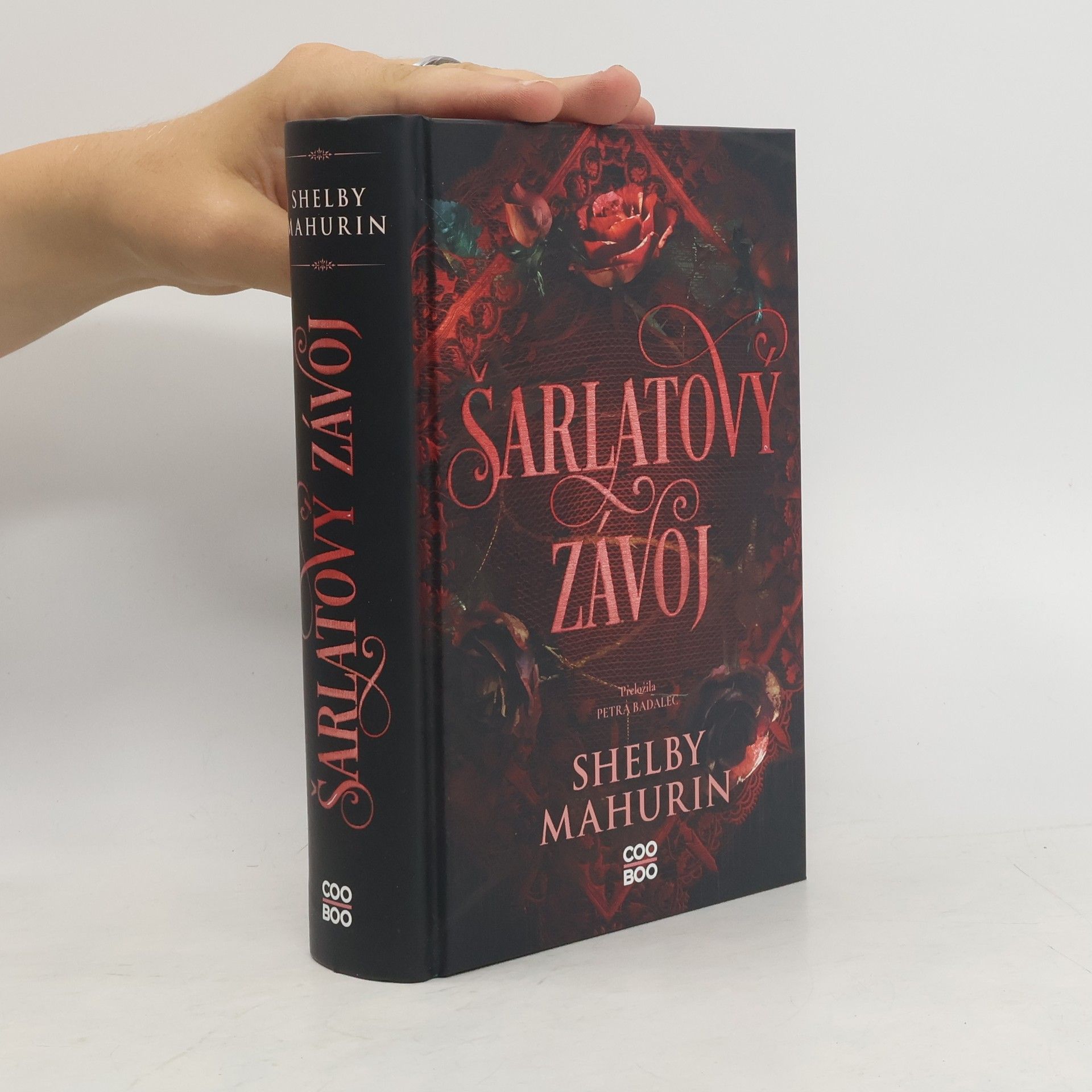 Shelby Mahurinová Šarlatový závoj