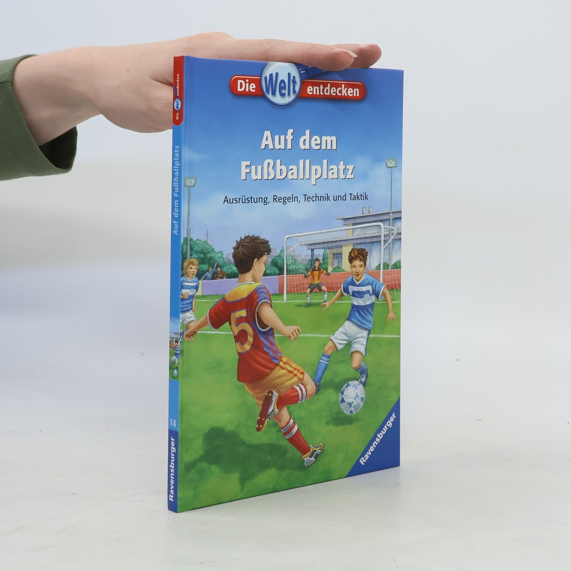 Martina Gorgas Auf dem Fußballplatz