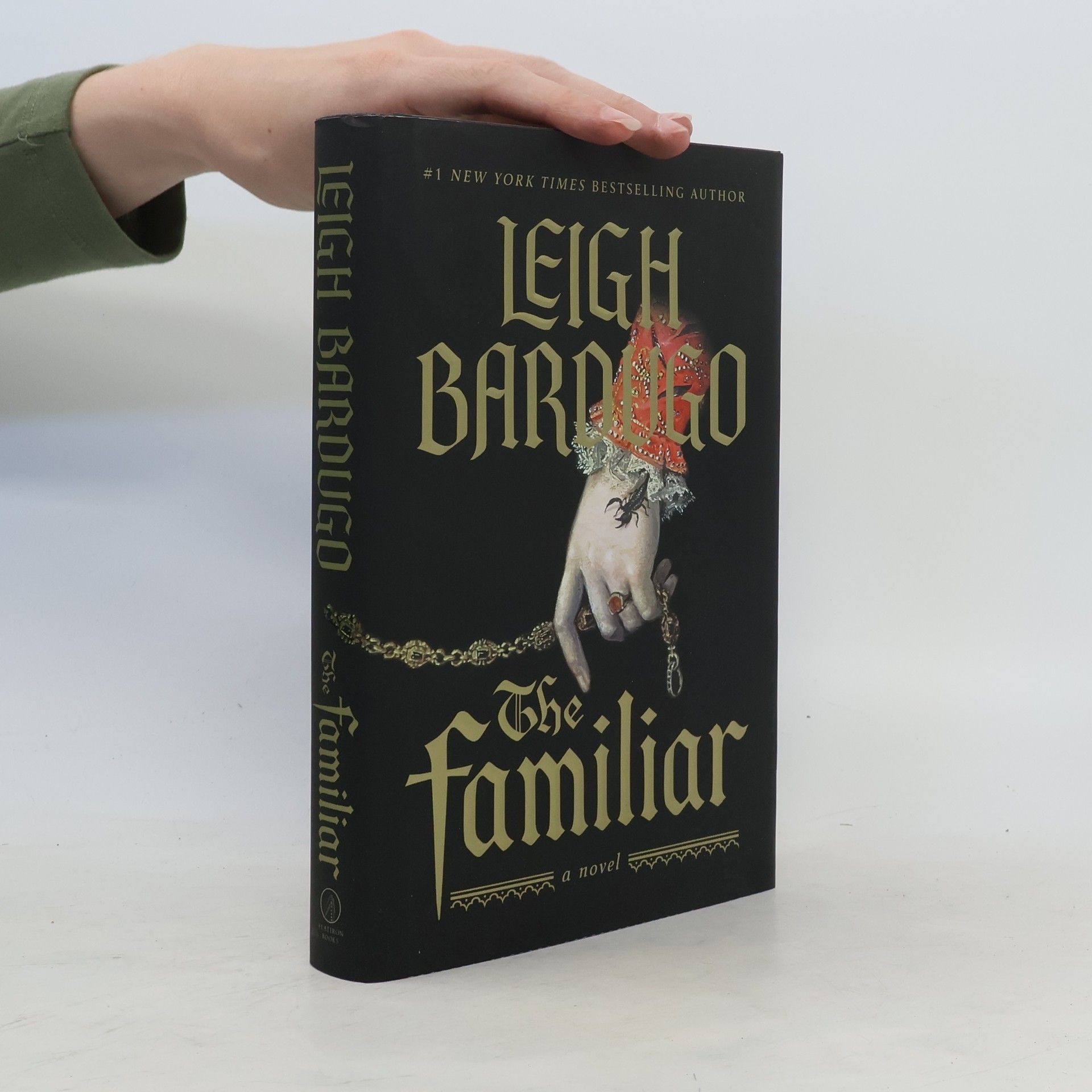 Leigh Bardugo Familiar
