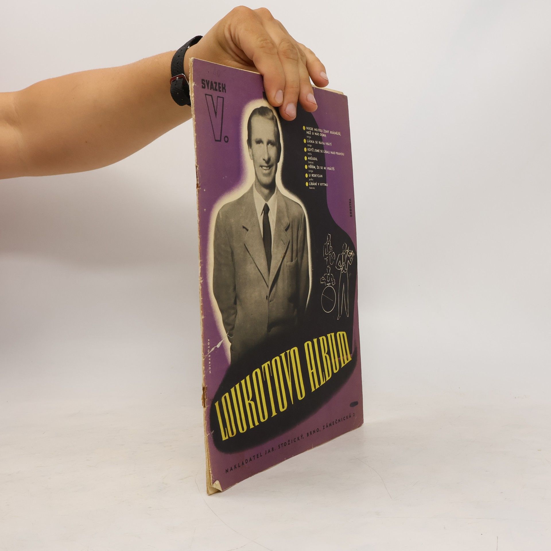 Kolektív autorov Loukotovo album V.