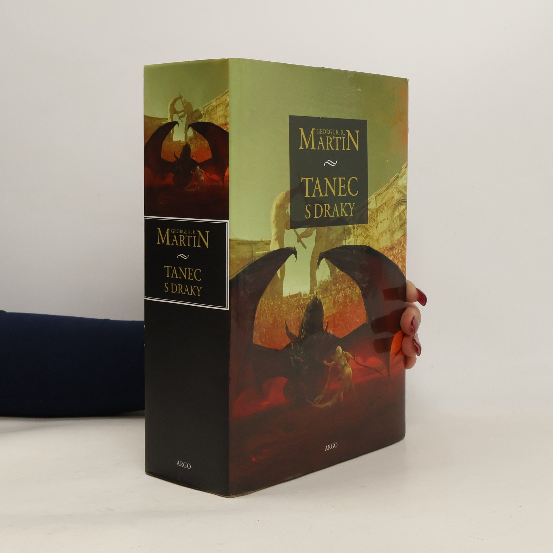 George R. R. Martin Tanec s draky