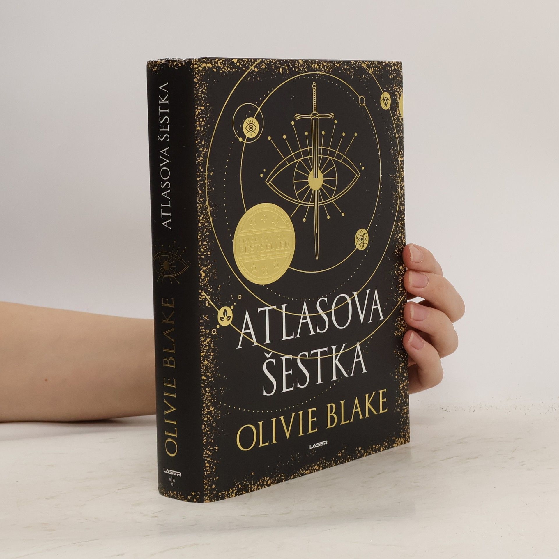 Olivie Blake Atlasova šestka