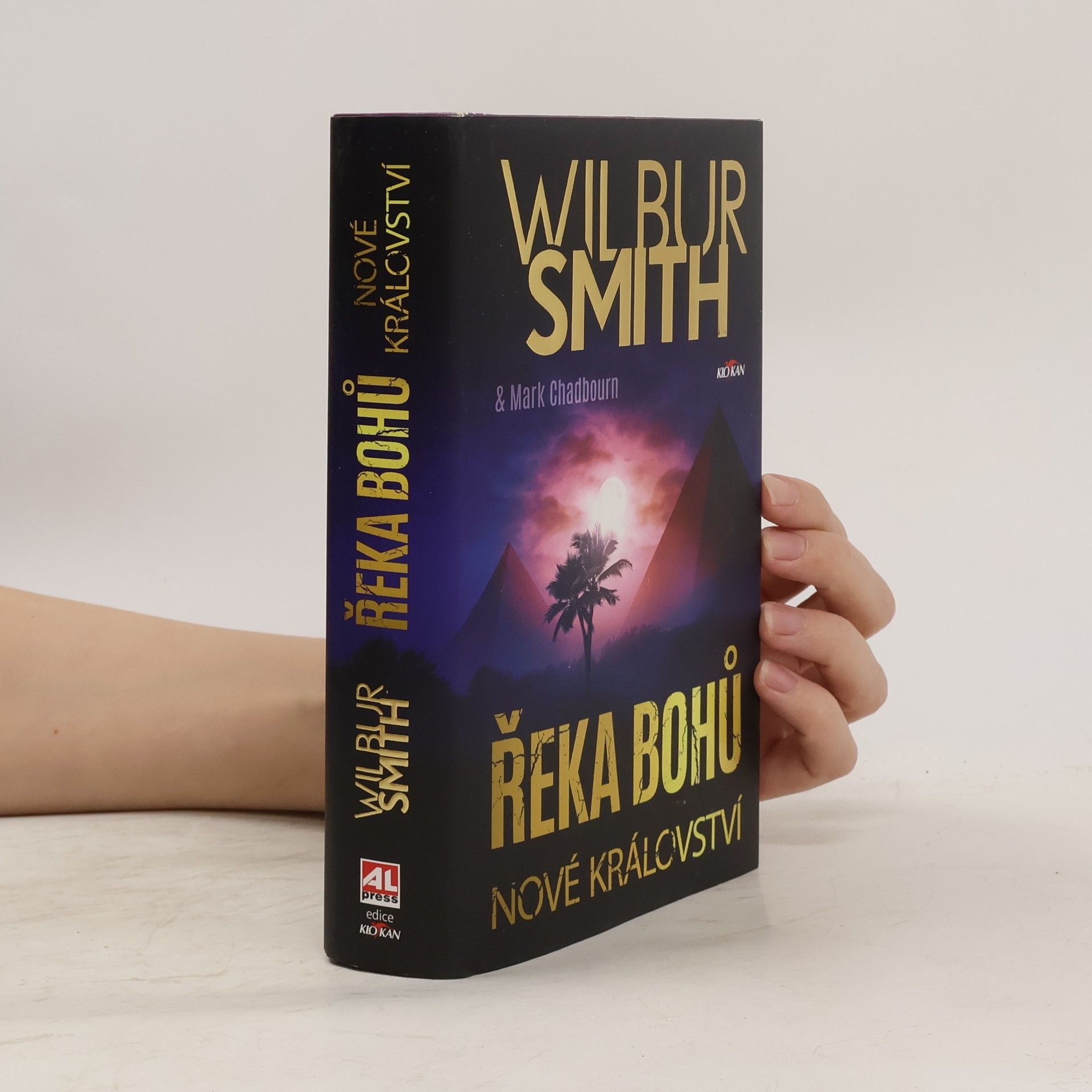Wilbur A. Smith Řeka bohů. Nové království