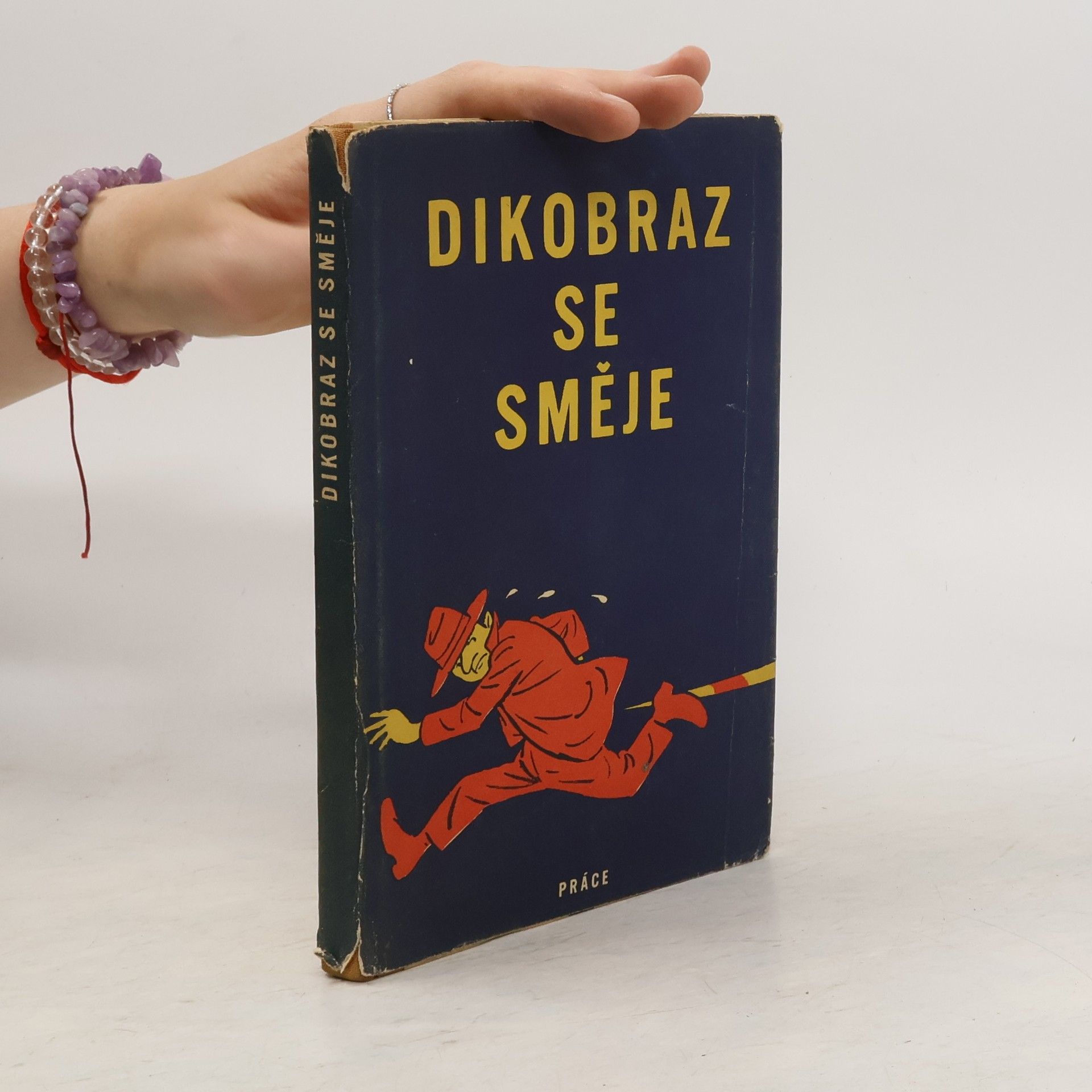 Karel Bradáč Dikobraz se směje