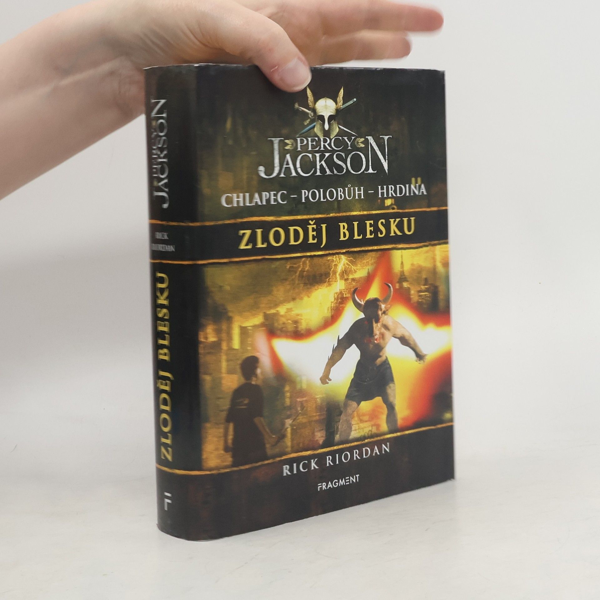 Rick Riordan Percy Jackson. Zloděj blesku