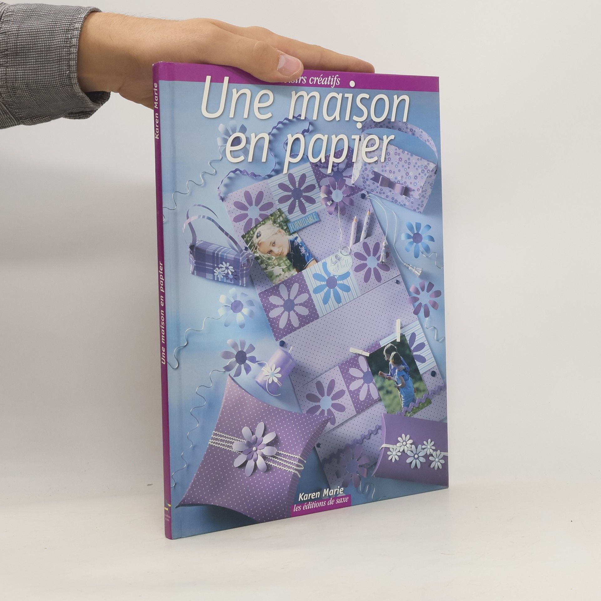 Karen Marie Une maison en papier