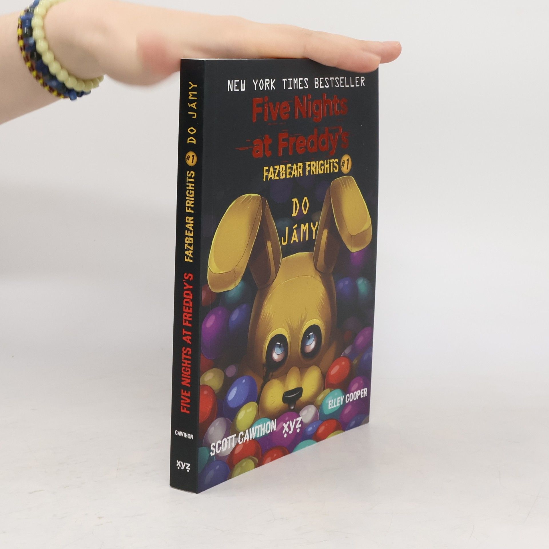 Five Nights at Freddy's. Fazbear Frights 1. Do jámy