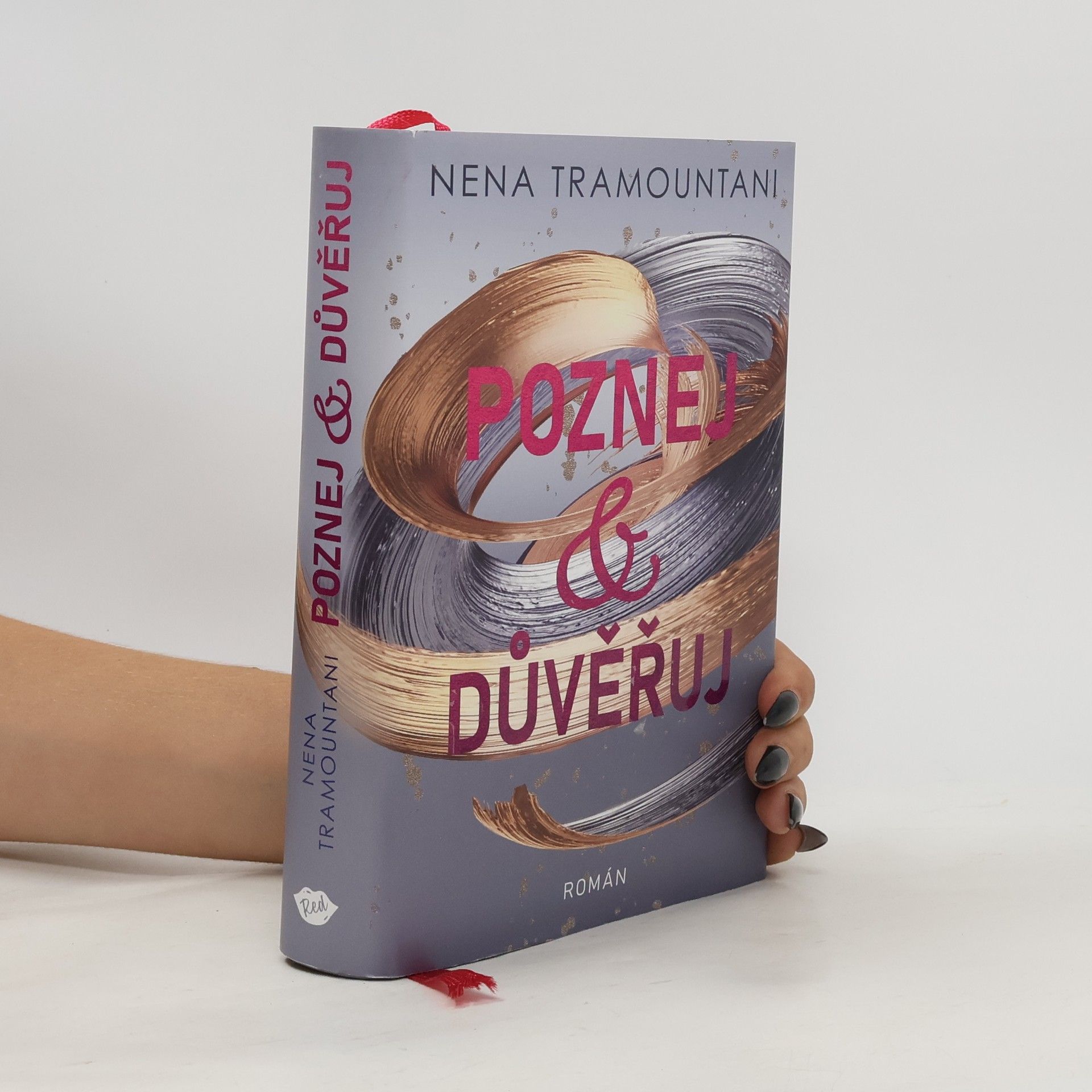 Nena Tramountani Poznej & důvěřuj