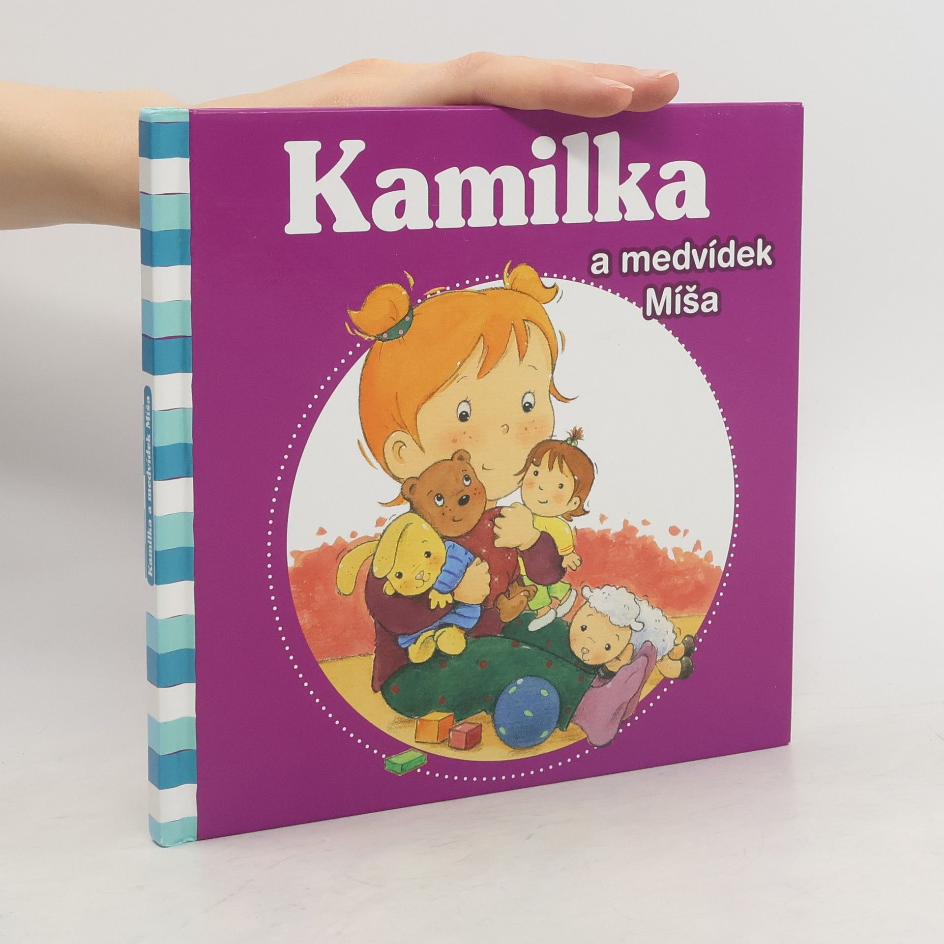 Nancy Delvaux Kamilka a medvídek Míša