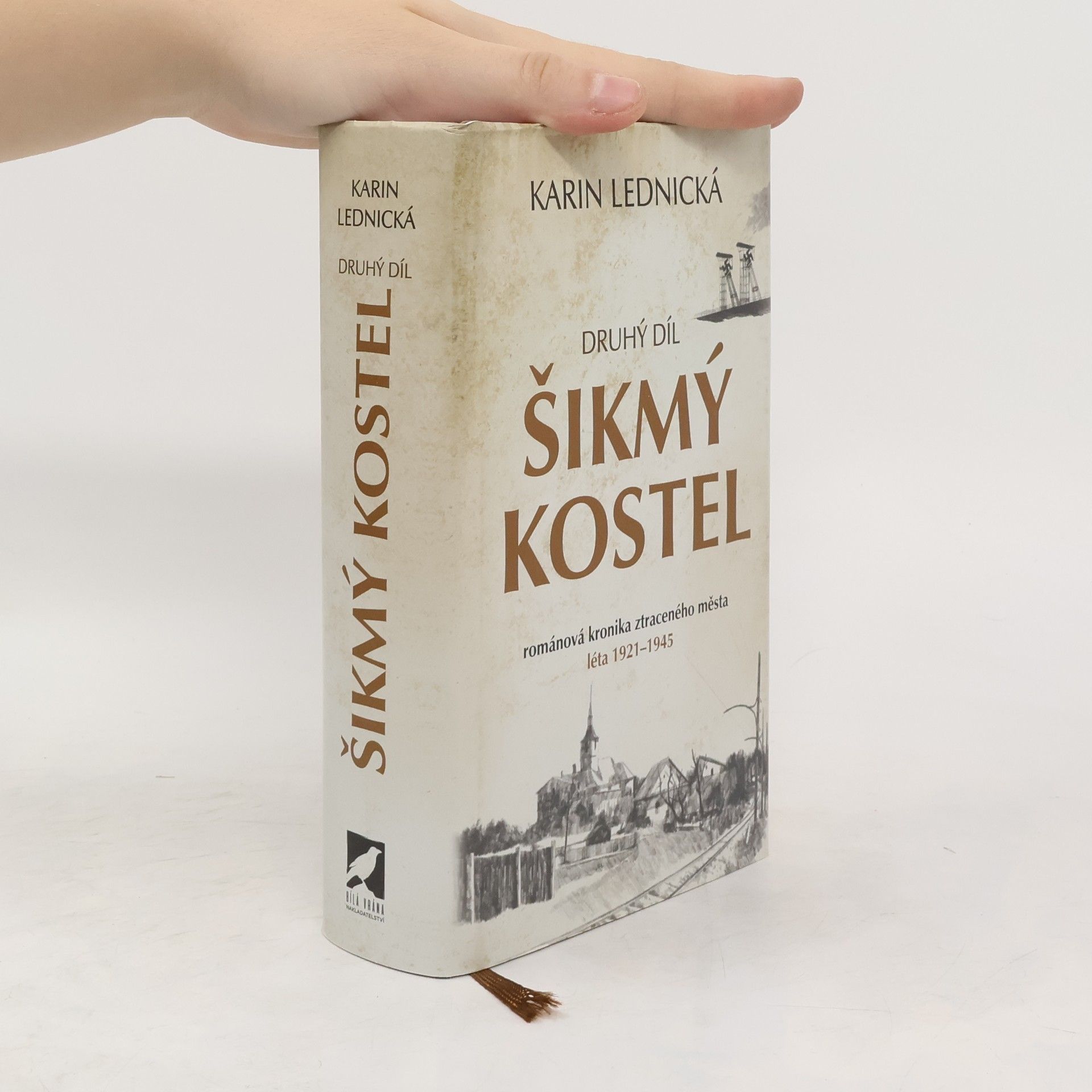 Karin Lednická Šikmý kostel 2