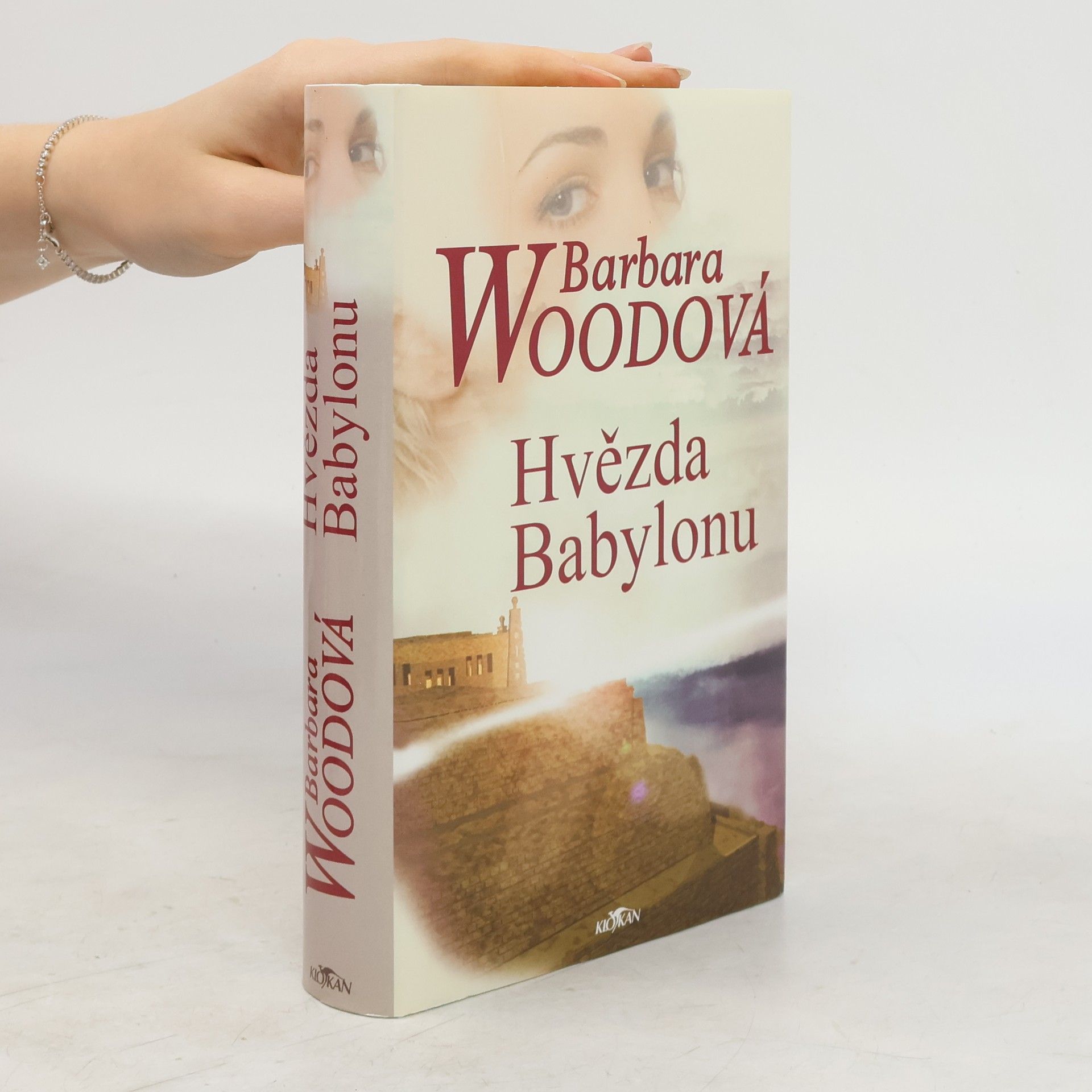 Barbara Wood Hvězda Babylonu