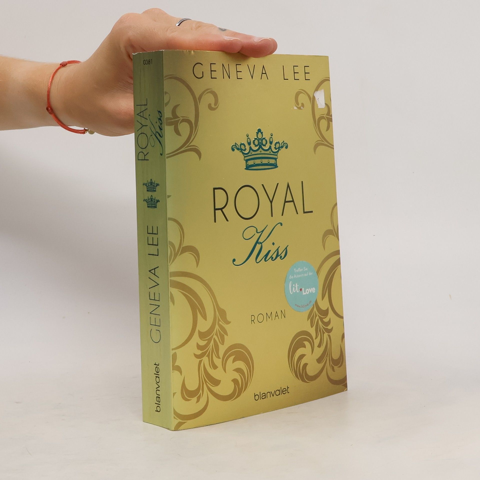 Geneva Lee Royal Kiss