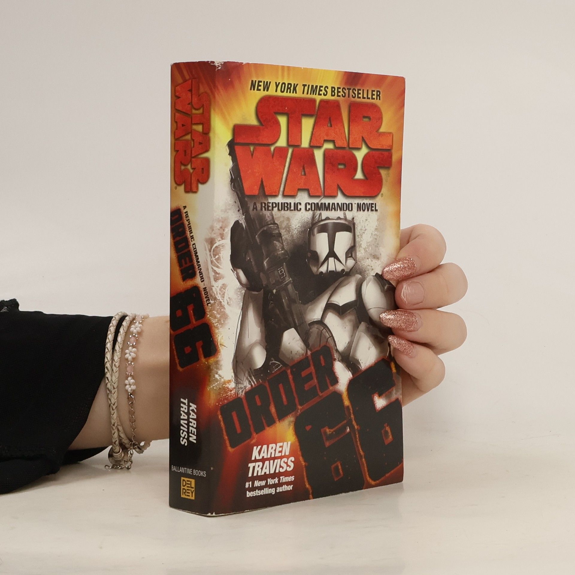 Karen Traviss Star Wars: A Republic Commando. Order 66
