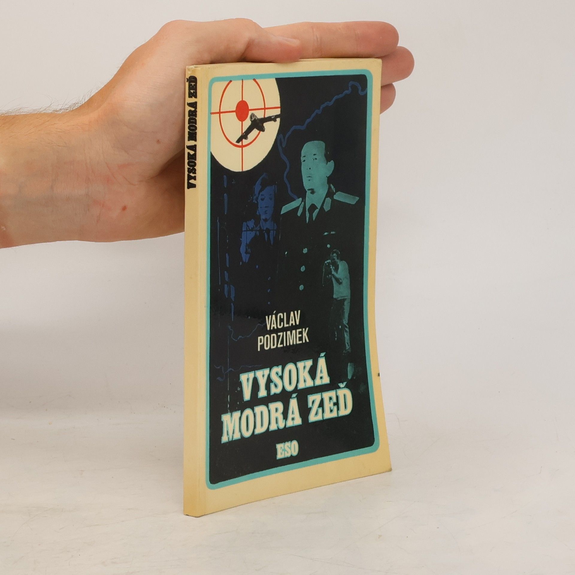 Václav Podzimek Vysoká modrá zeď