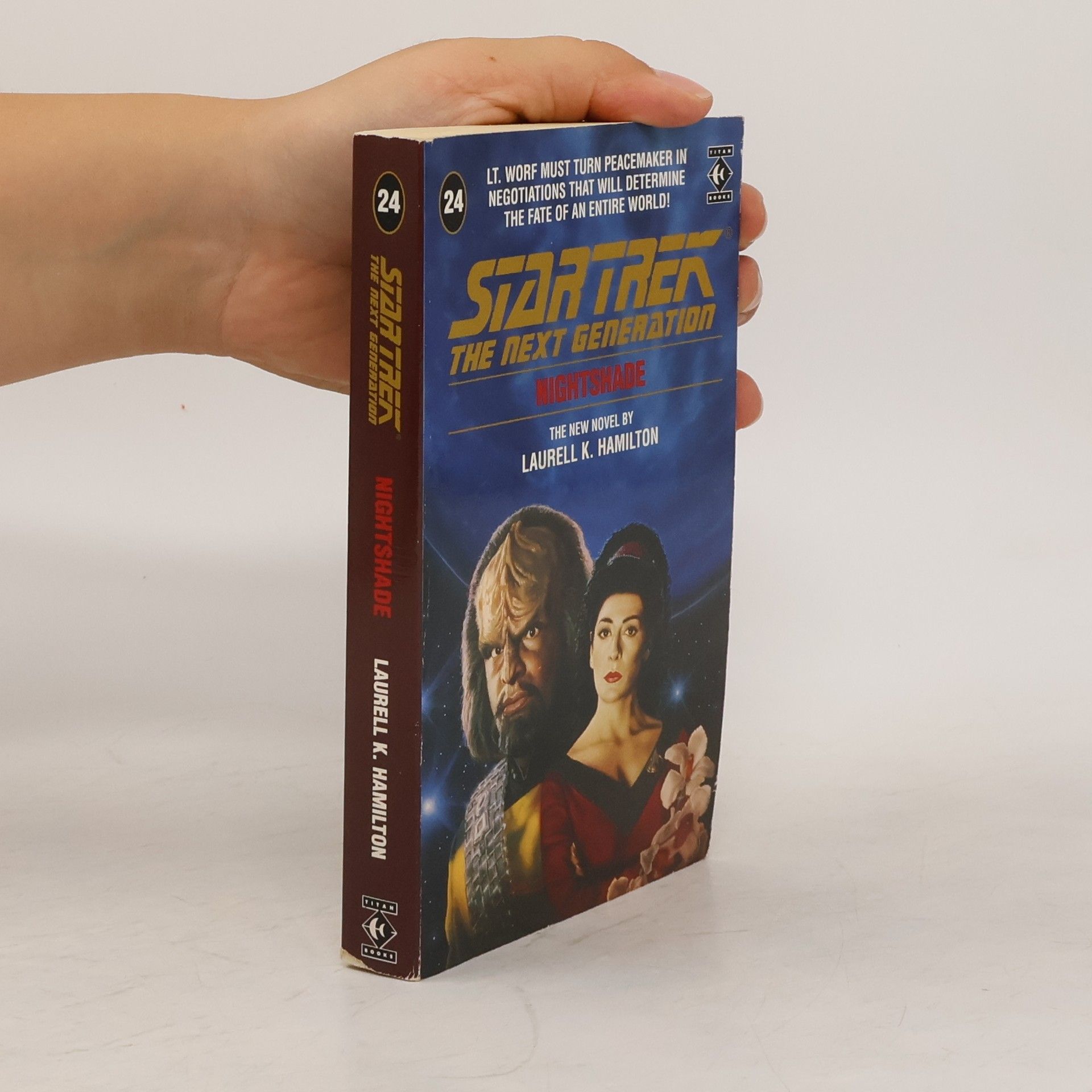Laurell Kaye Hamilton Star Trek: The Next Generation - 24: Nightshade