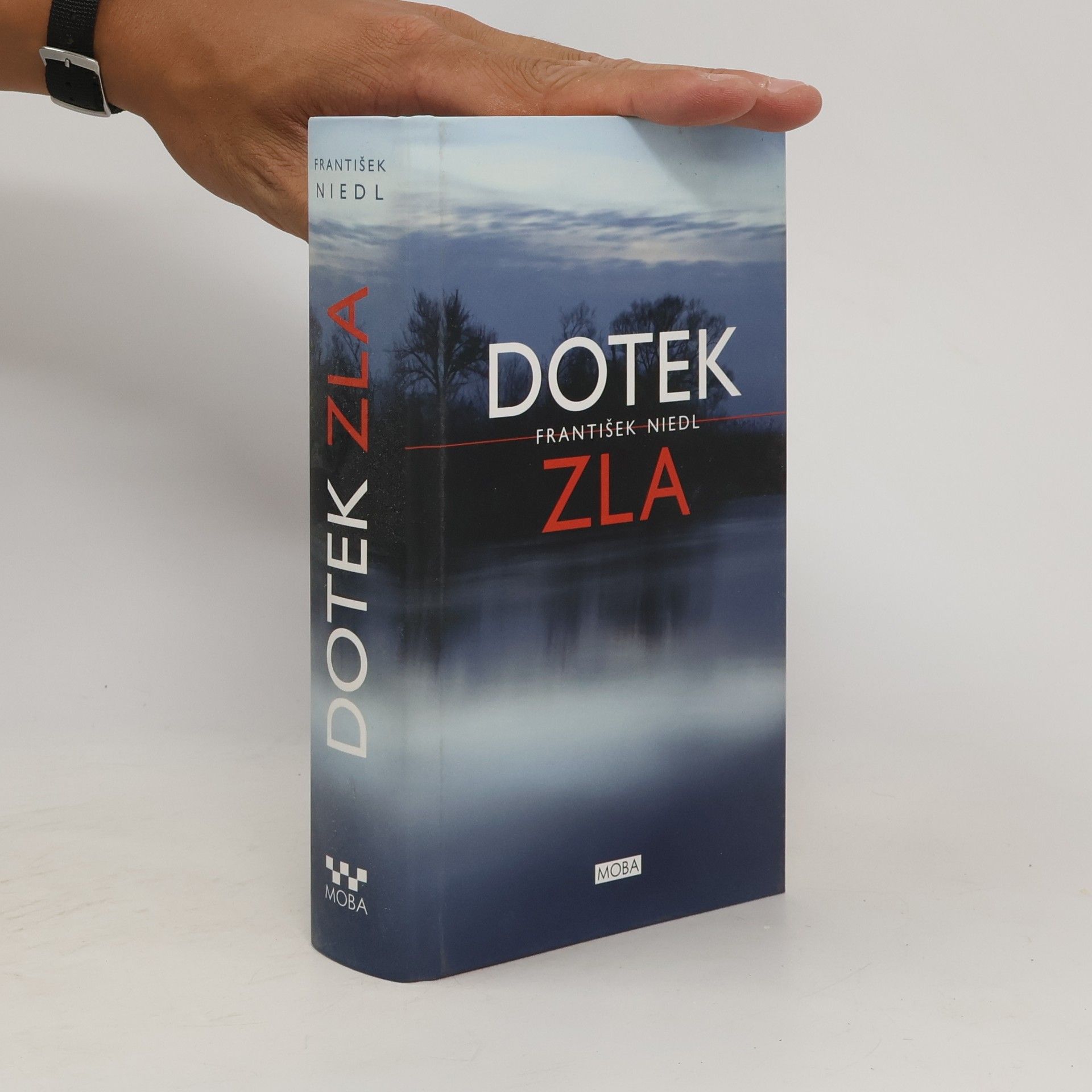 František Niedl Dotek zla