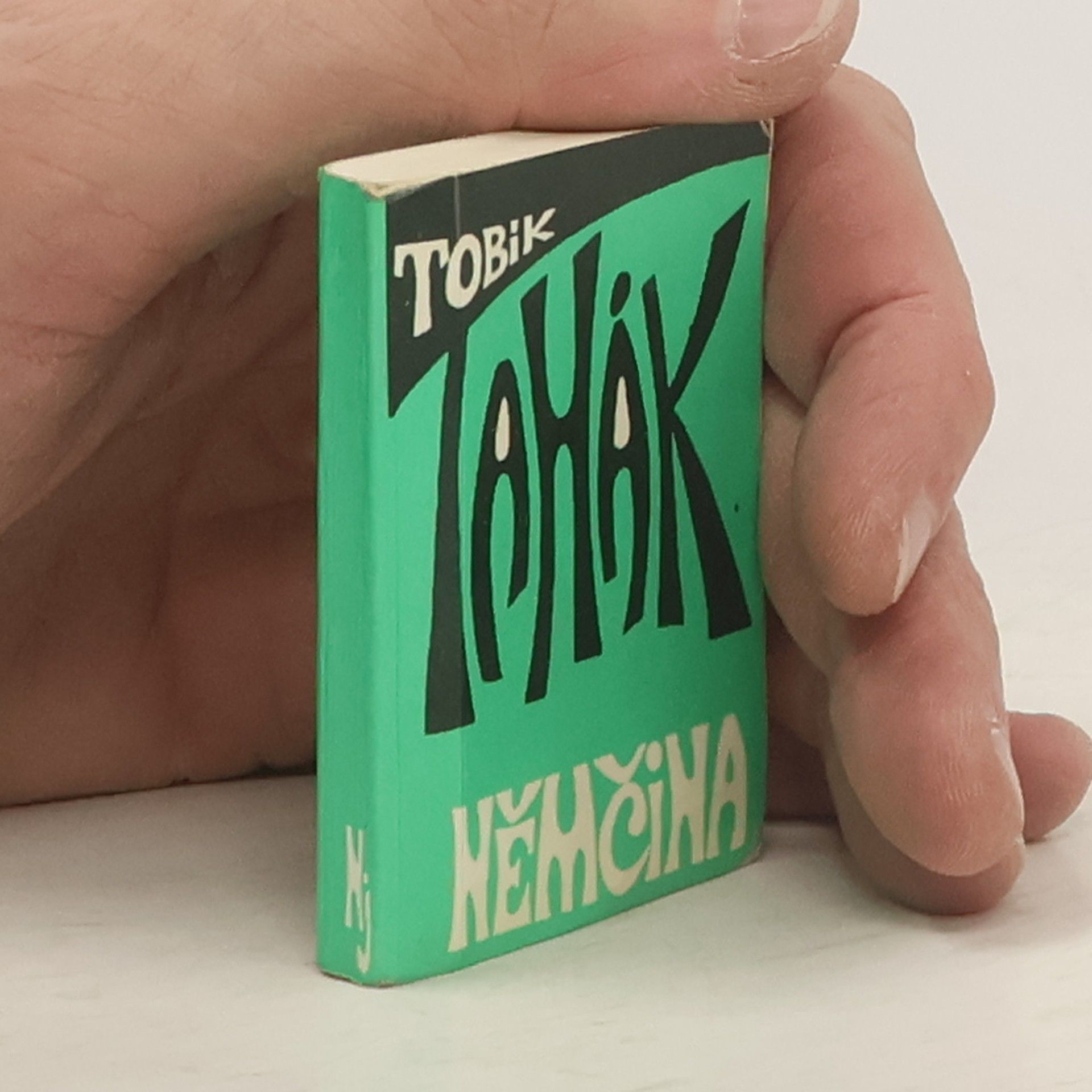 Autorenkollektiv Tahák z němčiny