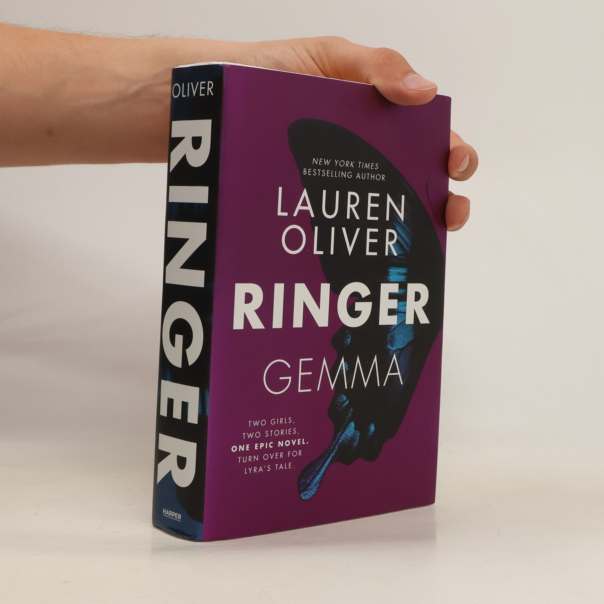 Lauren Oliver Ringer (Replica)