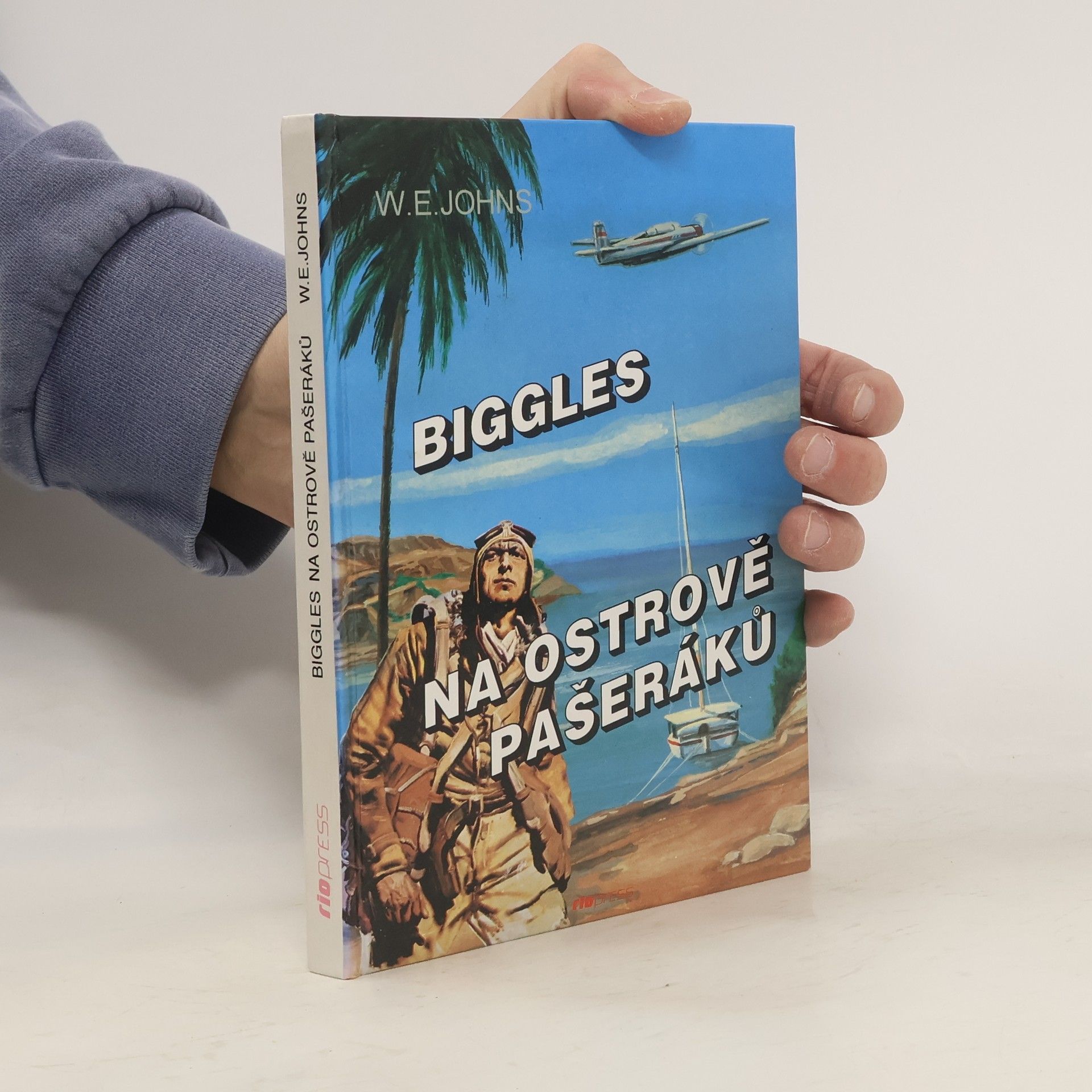 Biggles na ostrově pašeráků