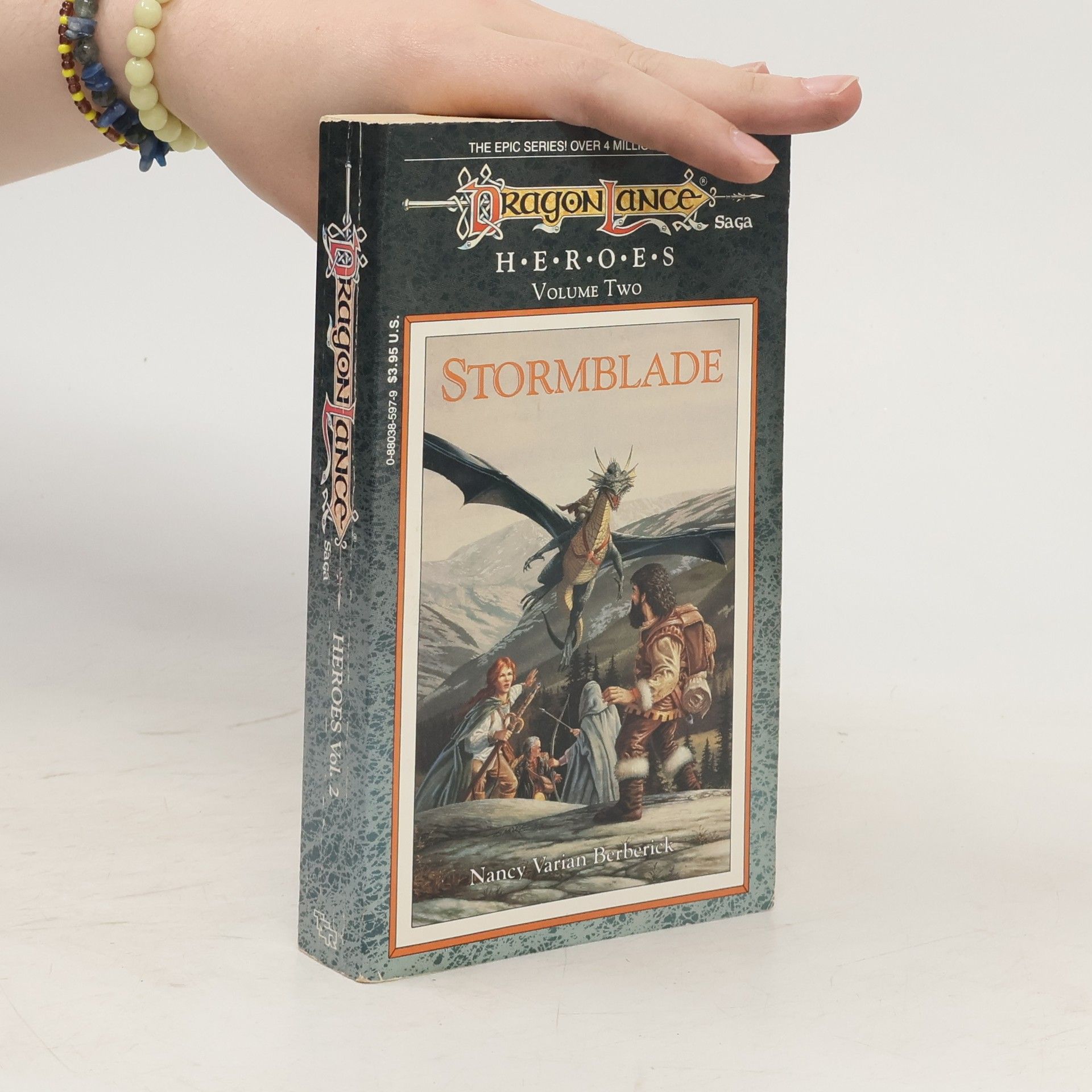 Nancy Varian Berberick Stormblade. Heroes. Volume II