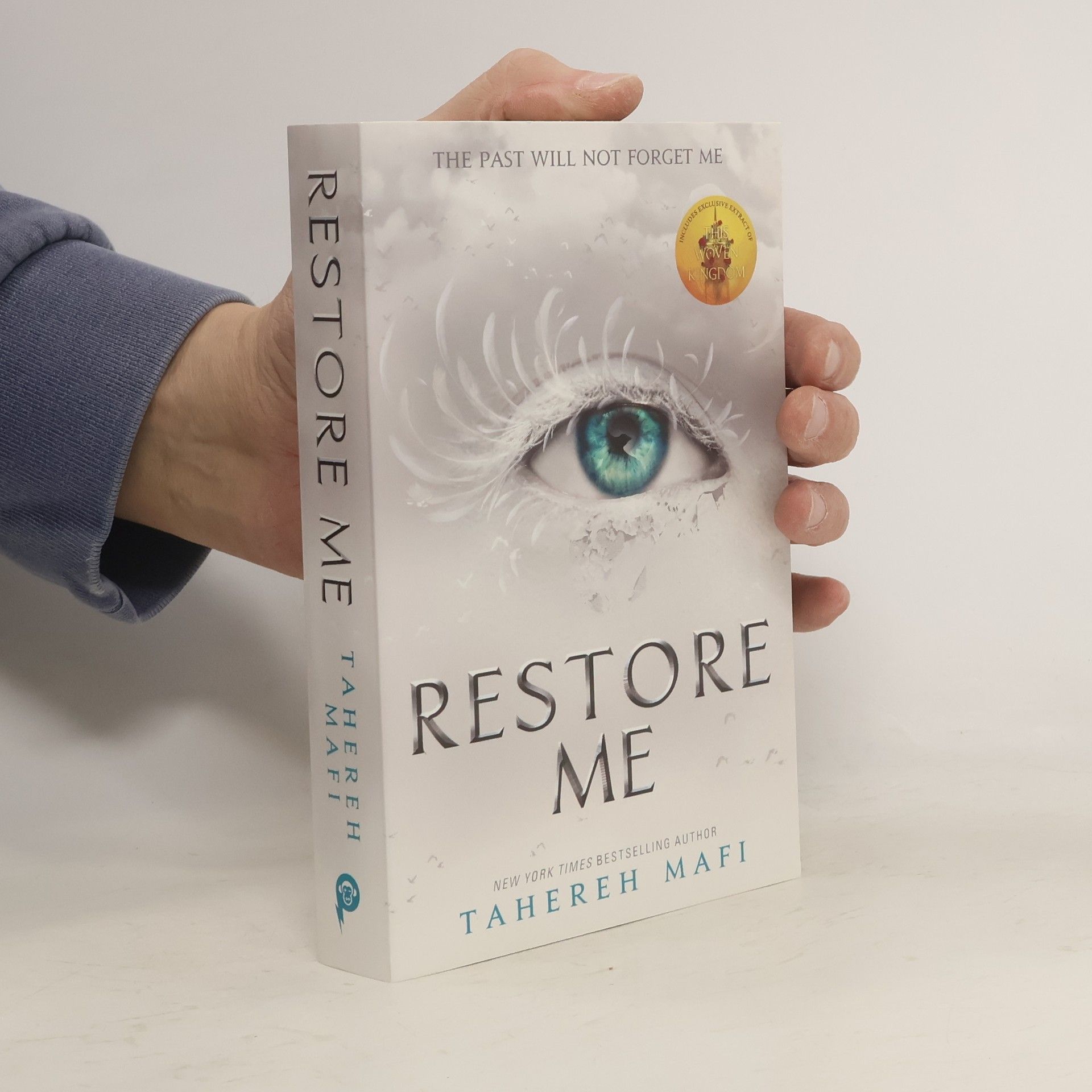Tahereh Mafi Restore me