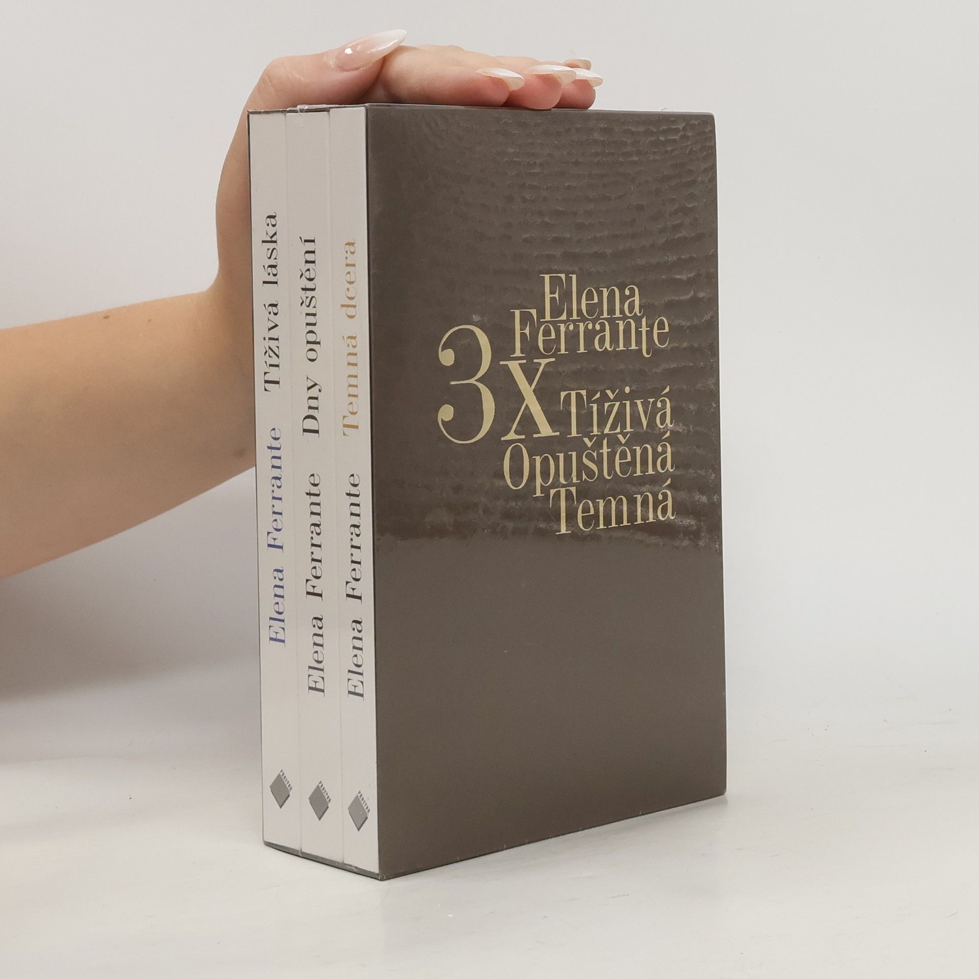 Elena Ferrante 3x Elena Ferrante: Tíživá / Opuštěná / Temná