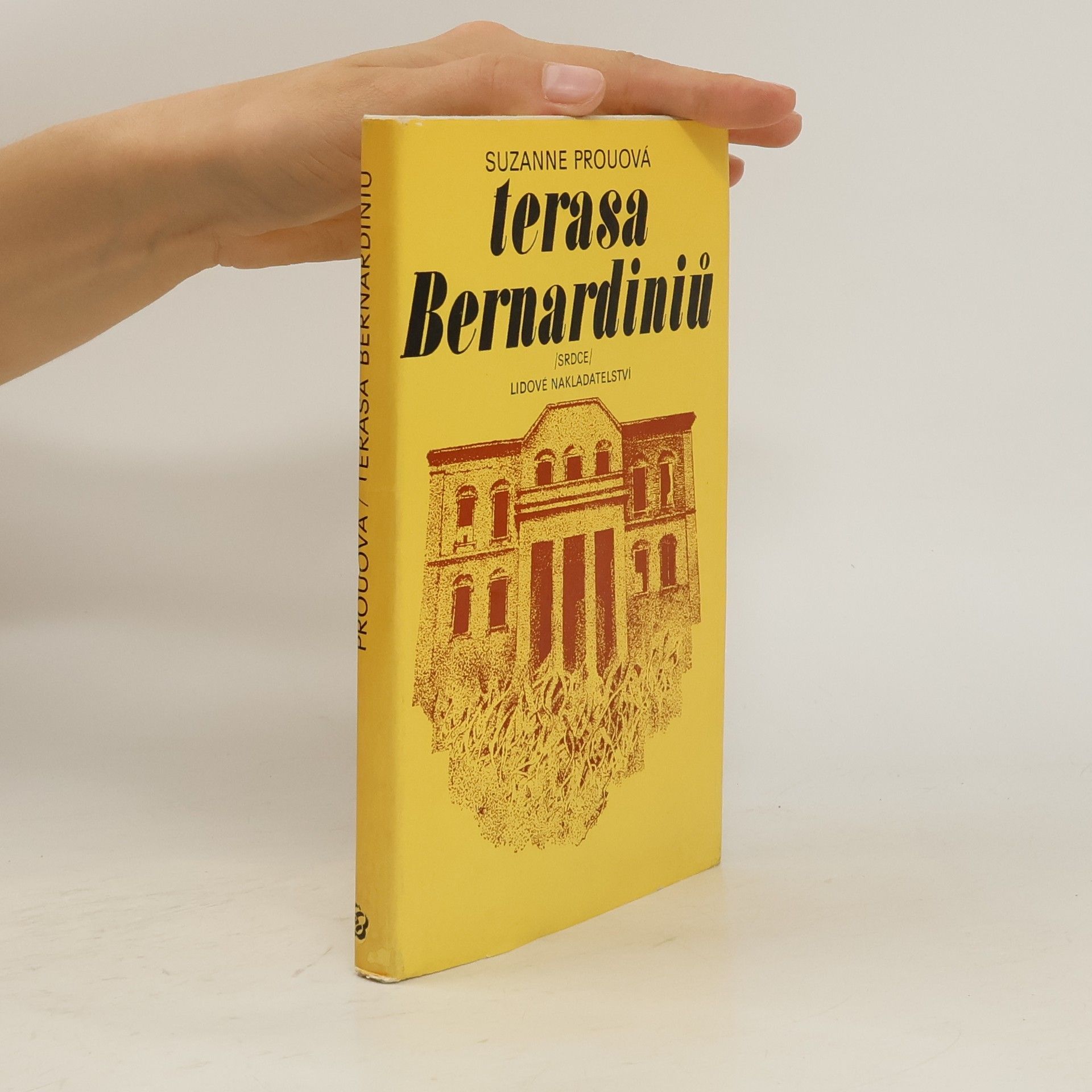 Suzanne Prou Terasa Bernardiniů