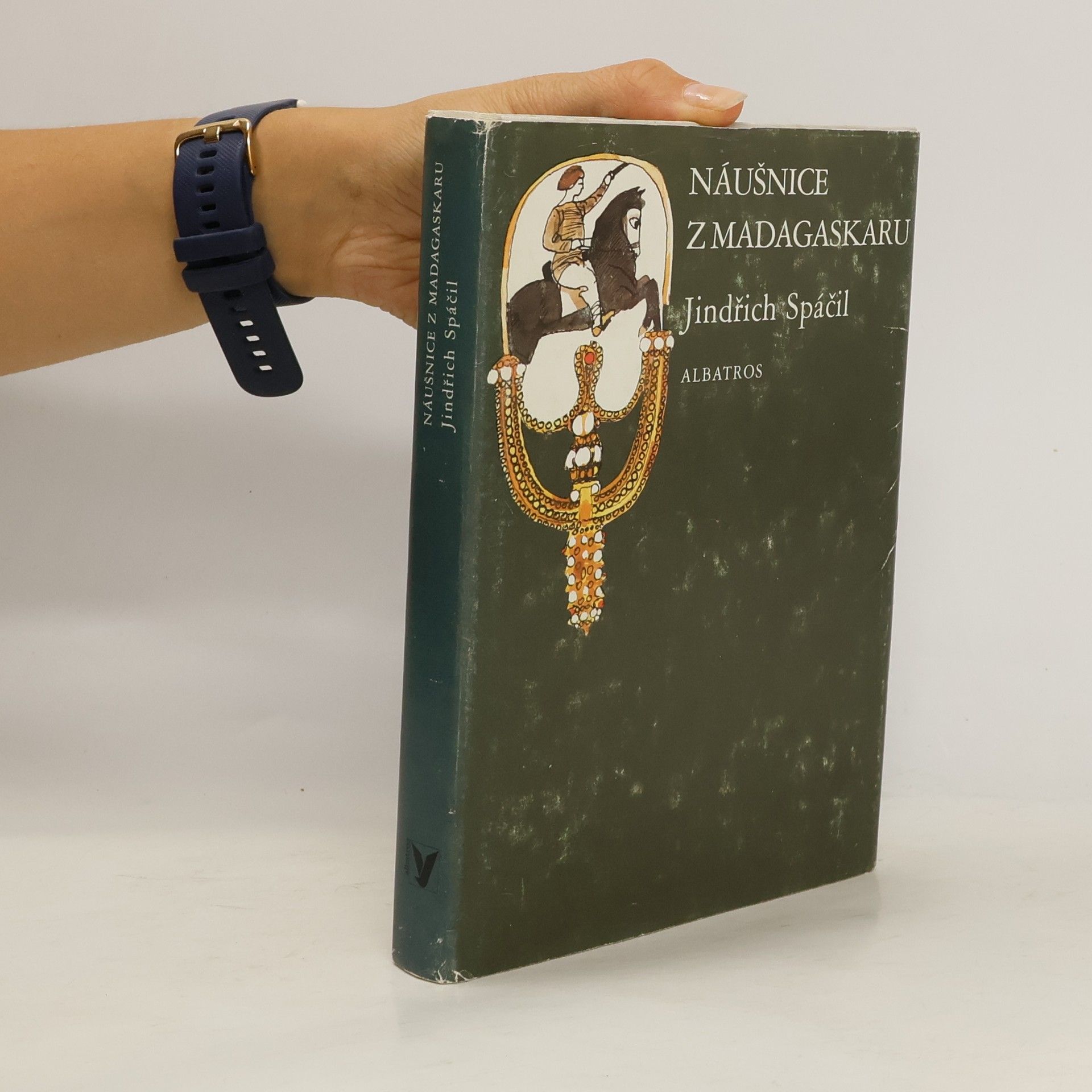 Náušnice z Madagaskaru