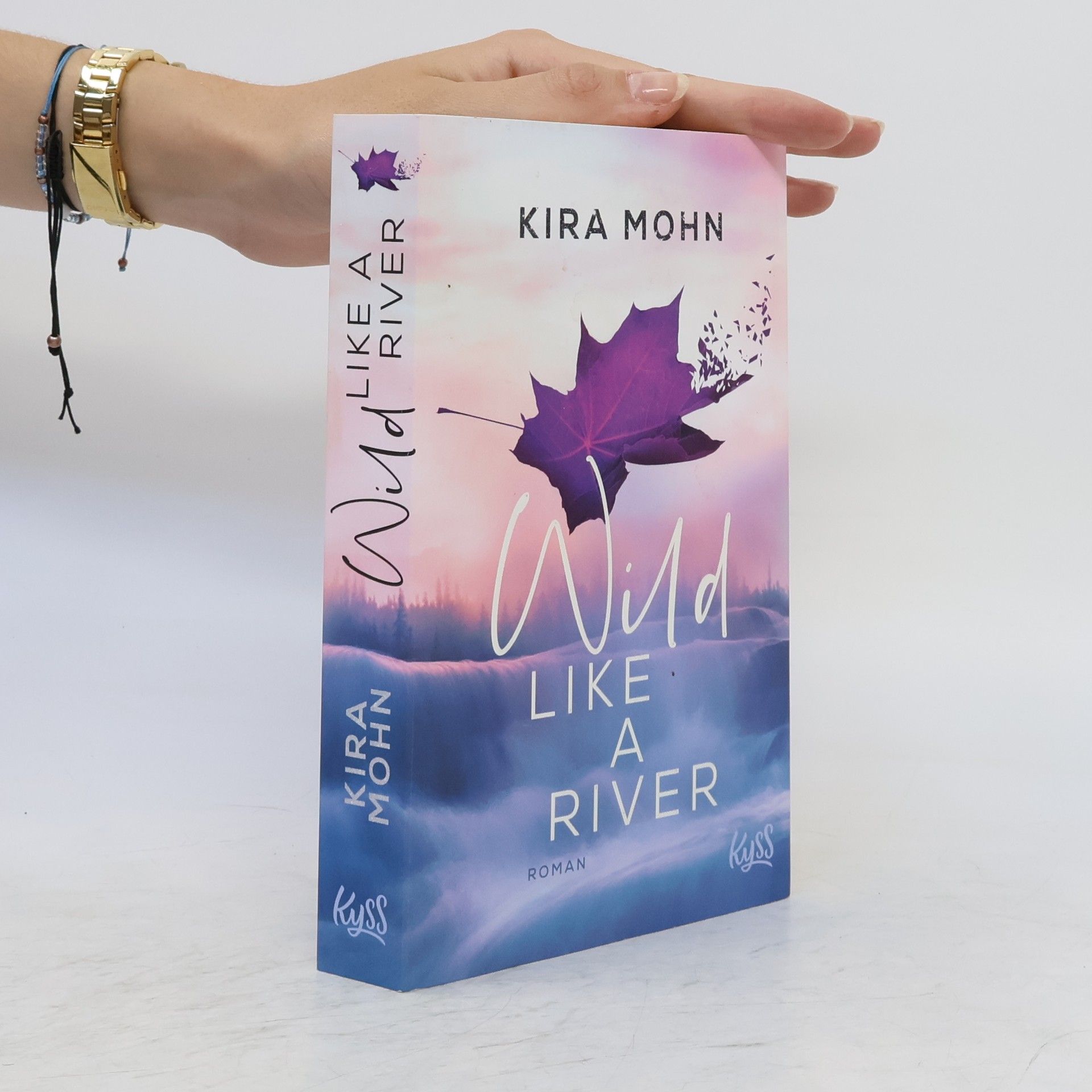 Kira Mohn Wild Like a River