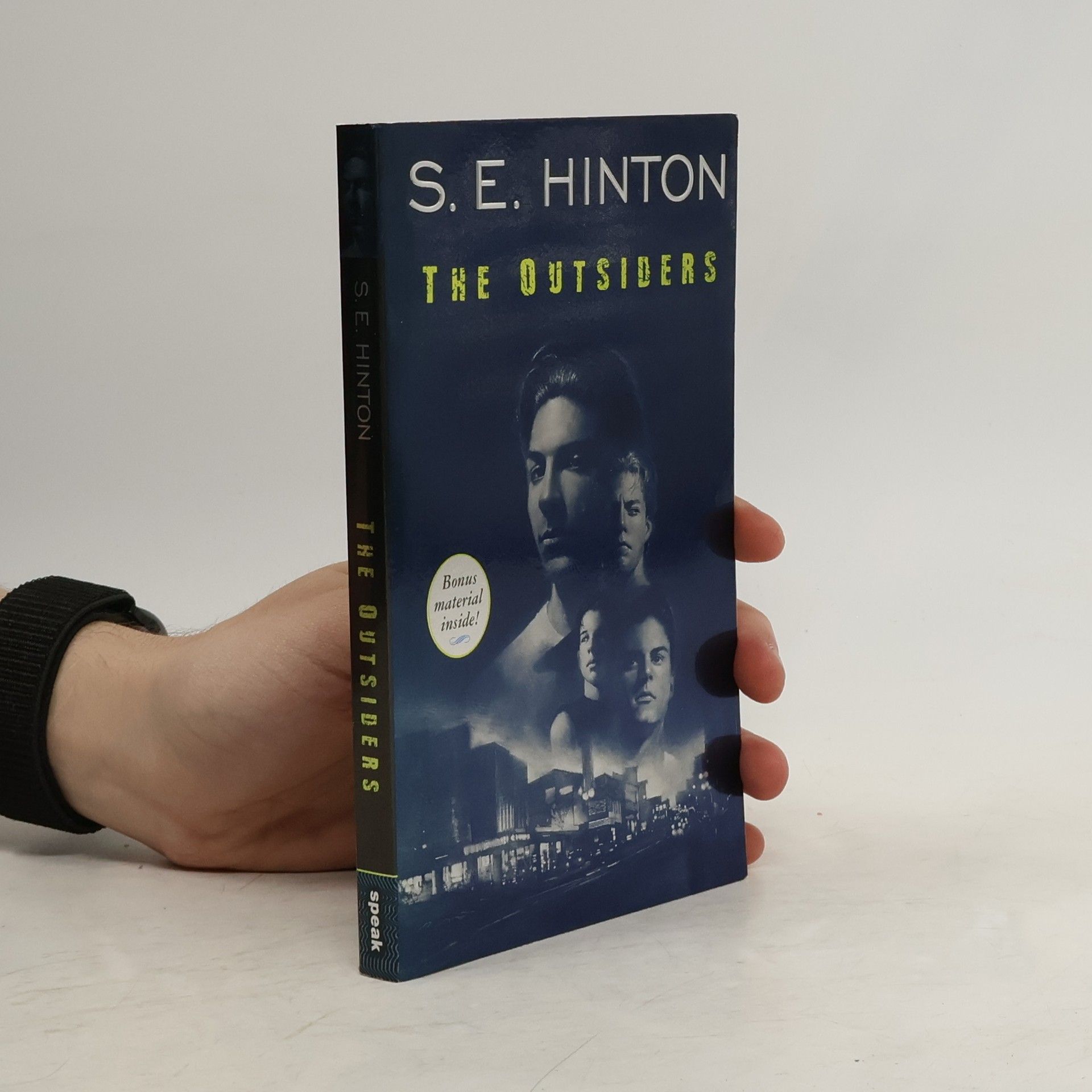 Susan E. Hinton The Outsiders