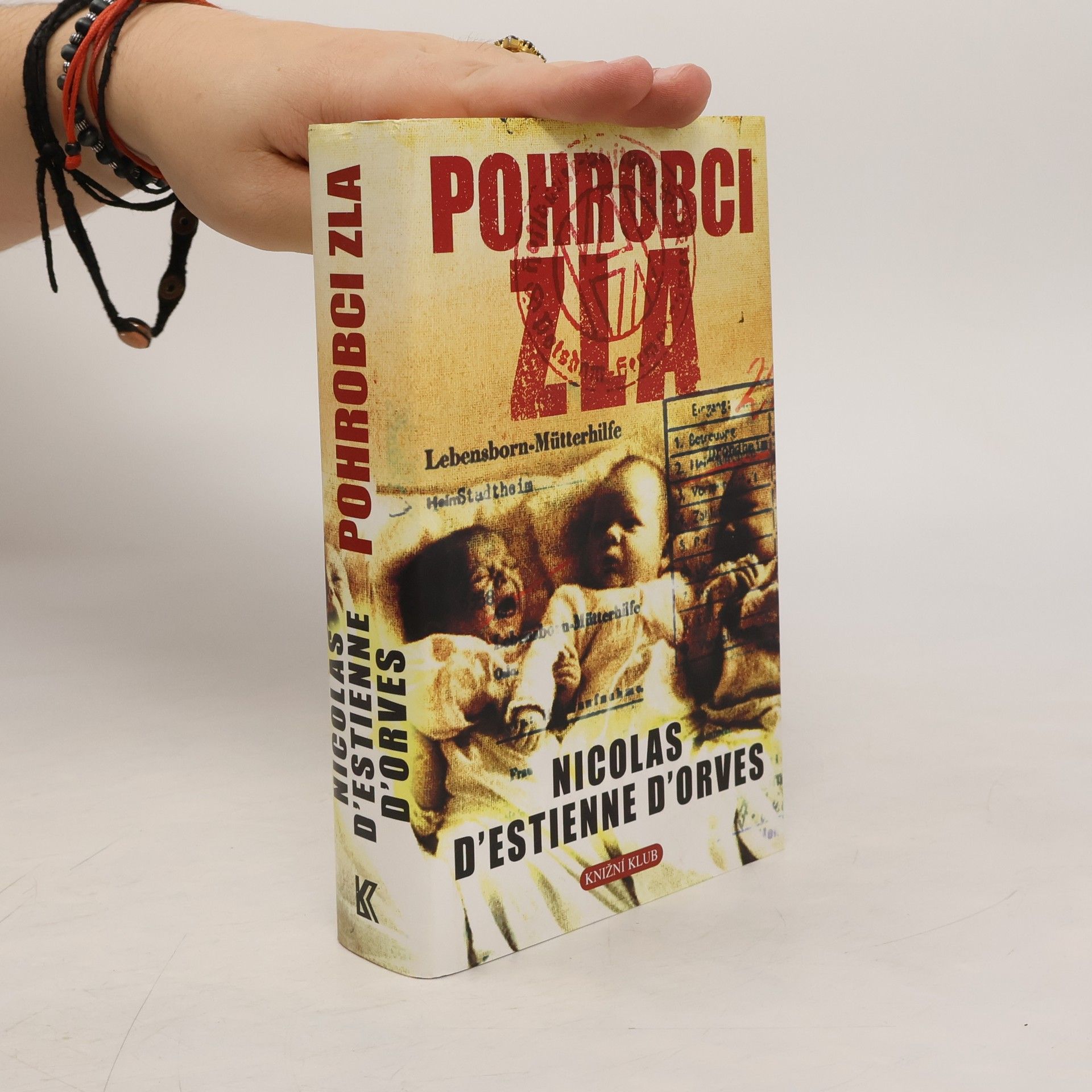 Nicolas d. Estienne d. Orves Pohrobci zla