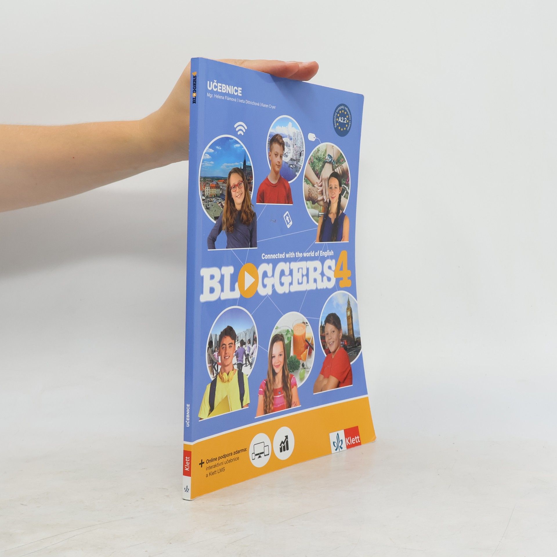 Karen Cryer Bloggers 4 : Connected with the World of English