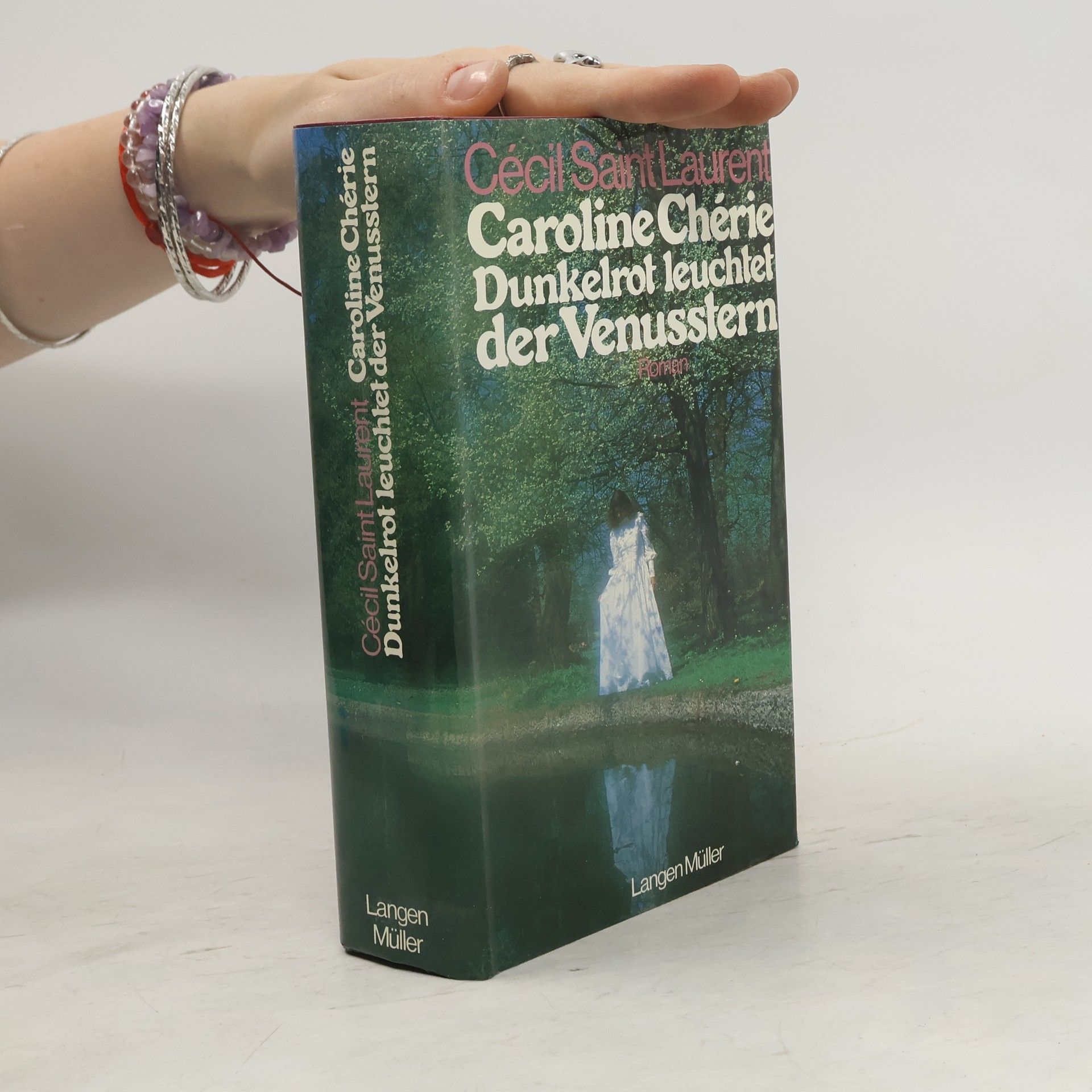 Cécil Saint-Laurent Caroline Chérie, dunkelrot leuchtet der Venusstern