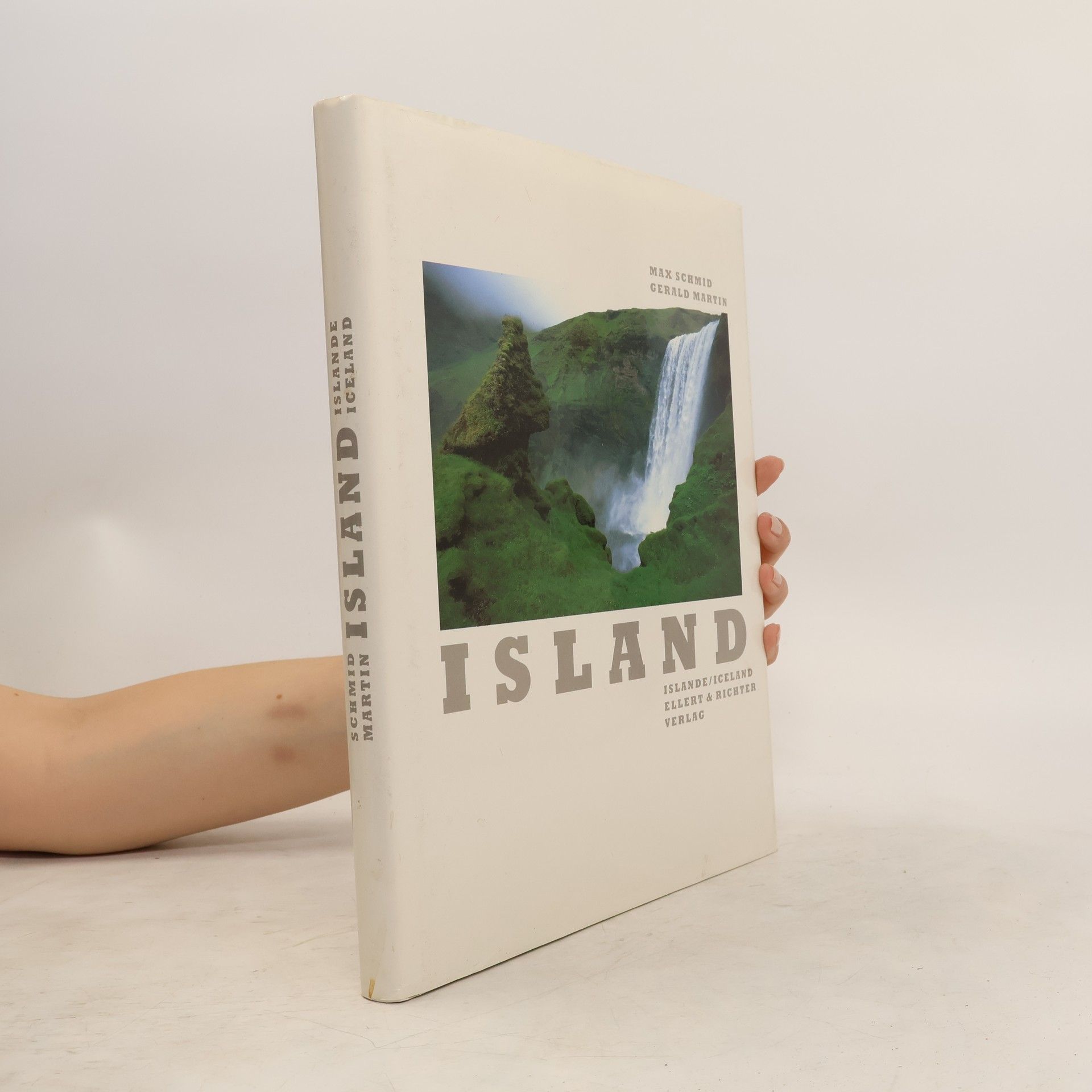 Max Schmid Island