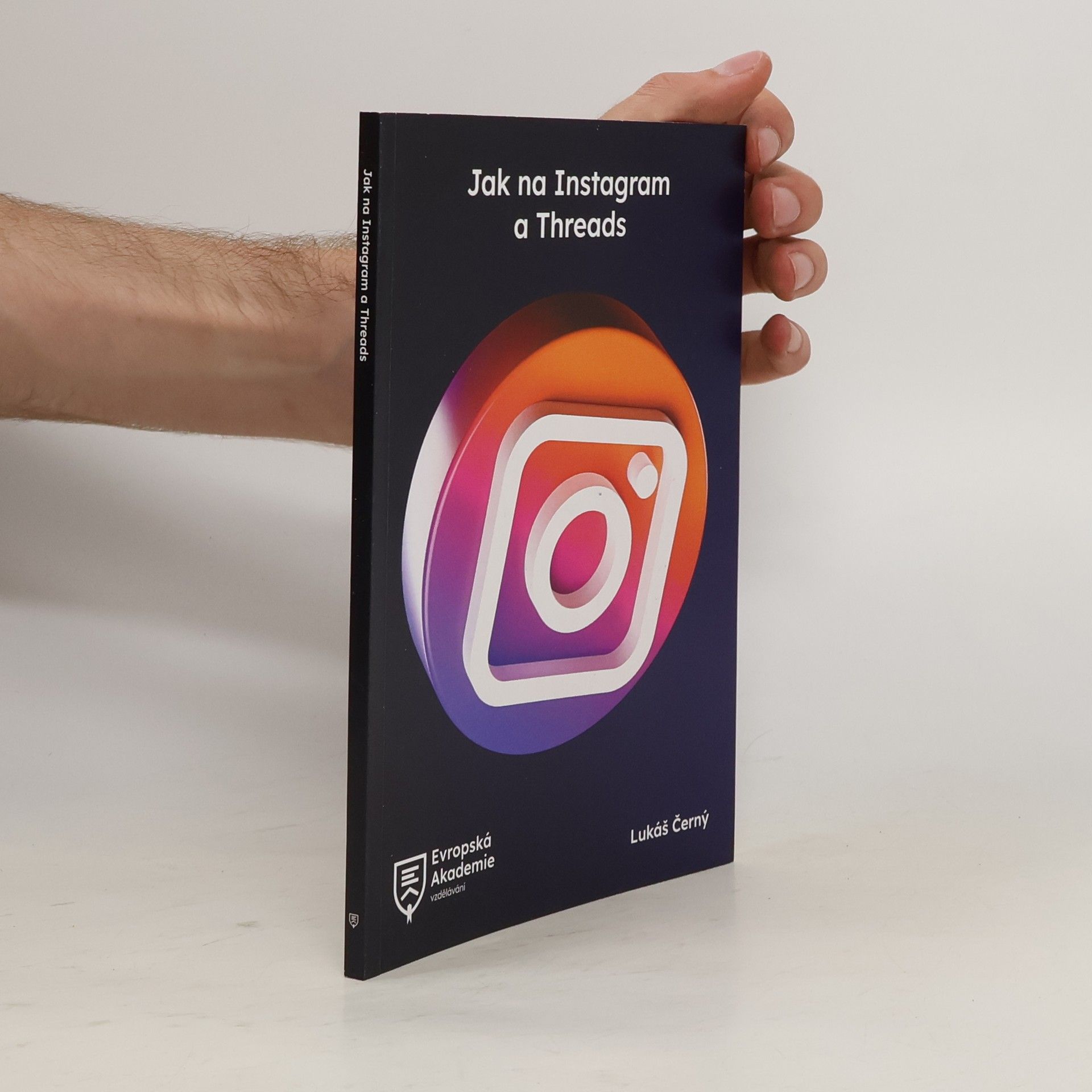 Lukáš Černý Jak na Instagram a Threads