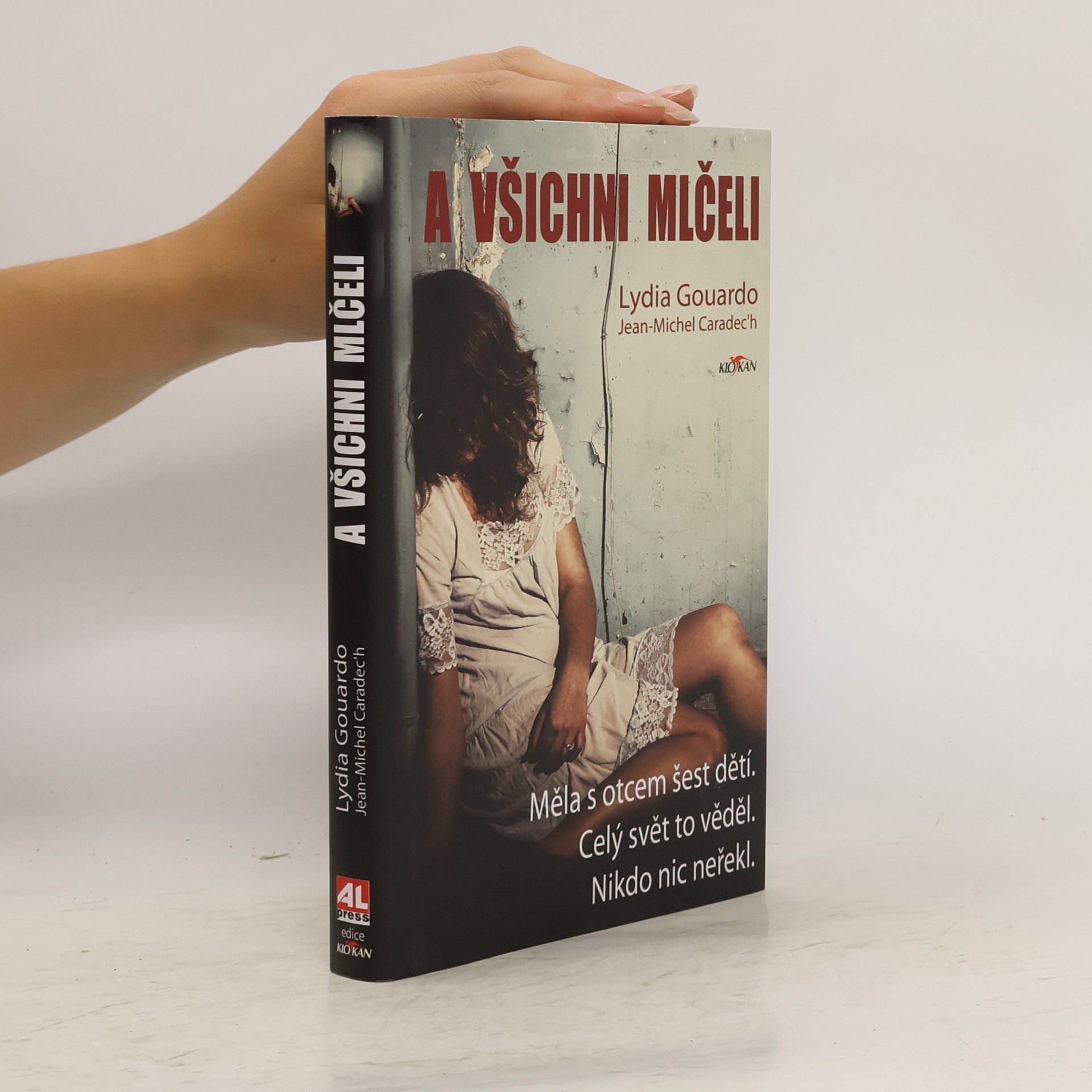 JeanMichel Caradec\'h A všichni mlčeli