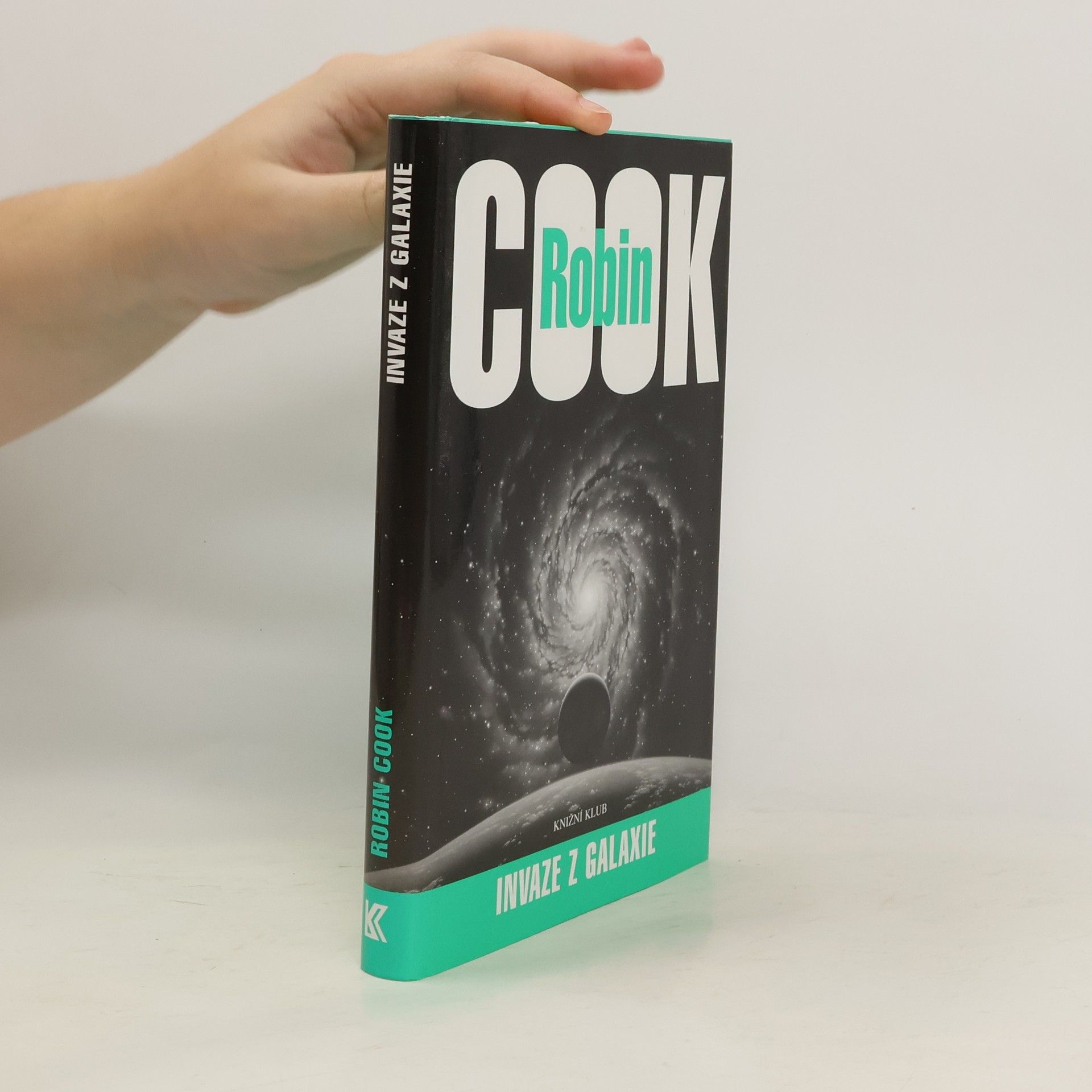 Robin Cook Invaze z galaxie