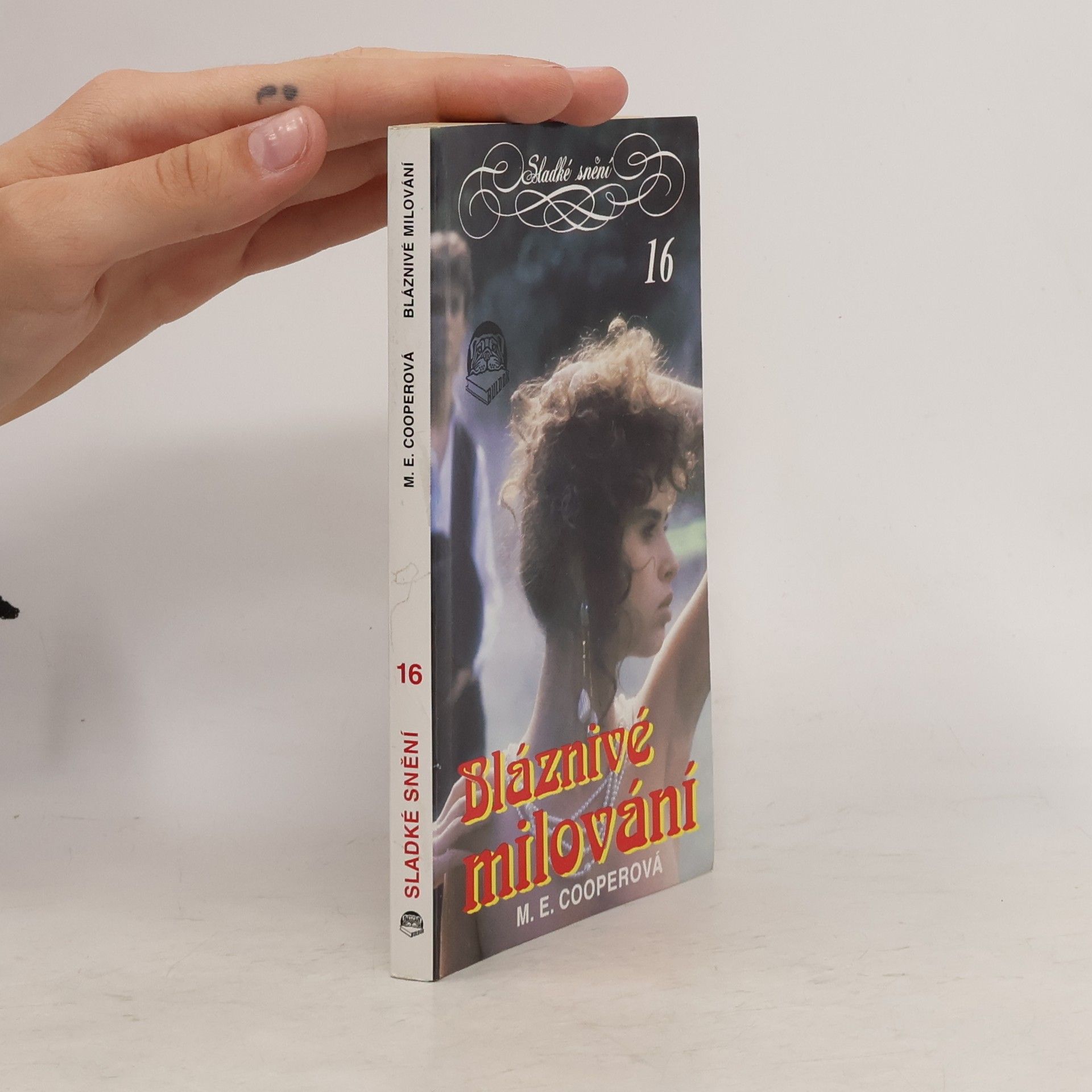 M. E. Cooper Bláznivé milování