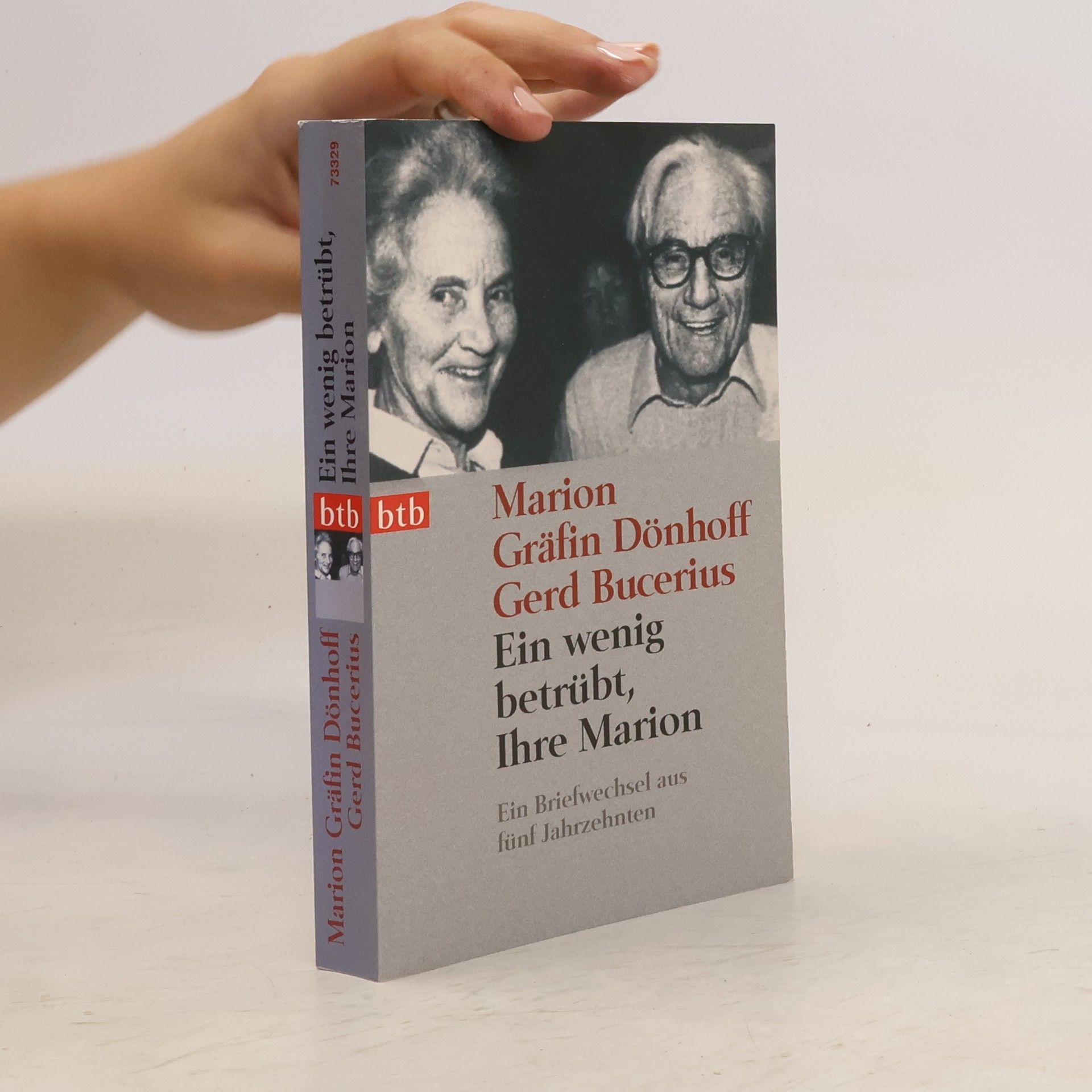 Ein wenig betrübt, Ihre Marion