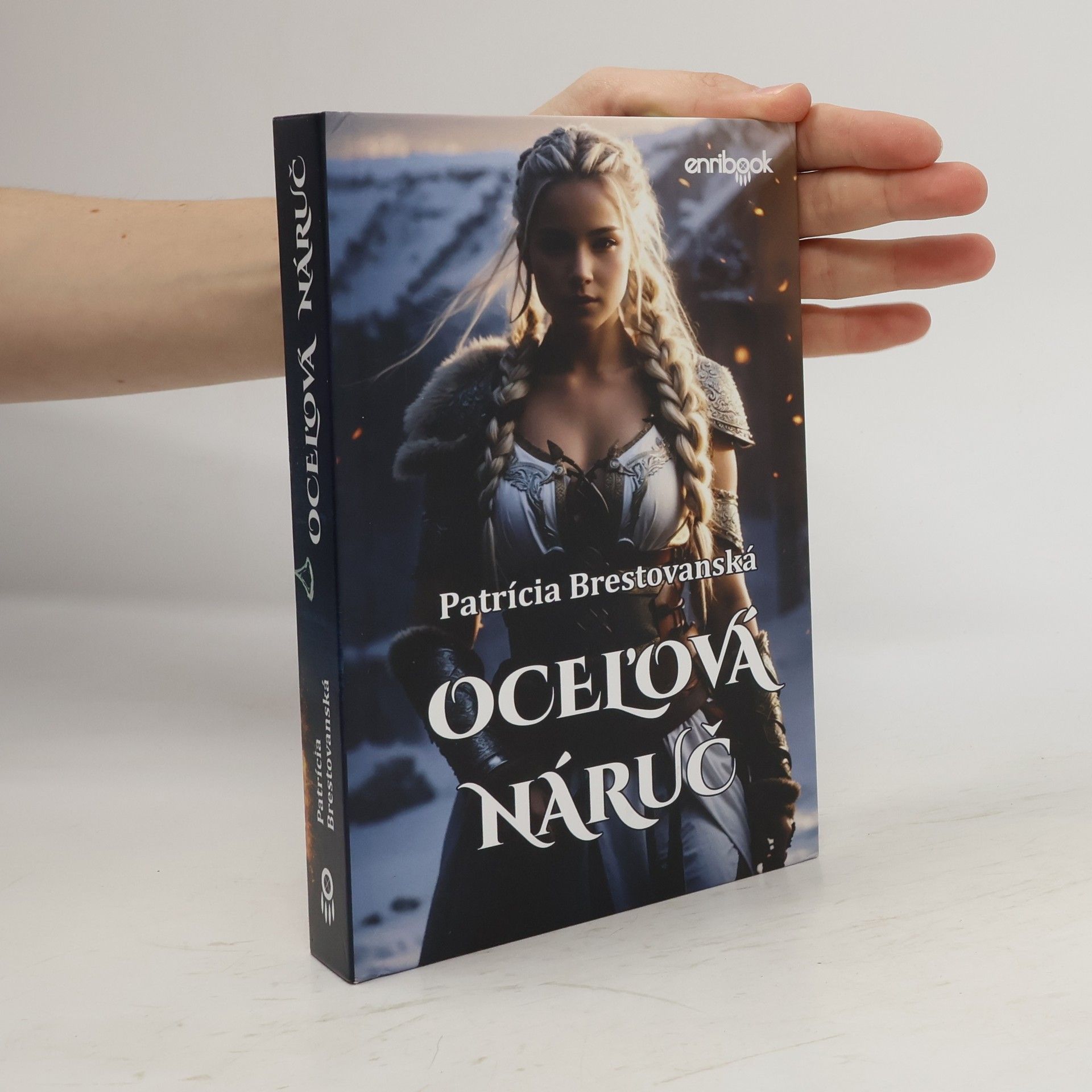 Patrícia Brestovanská Oceľová náruč